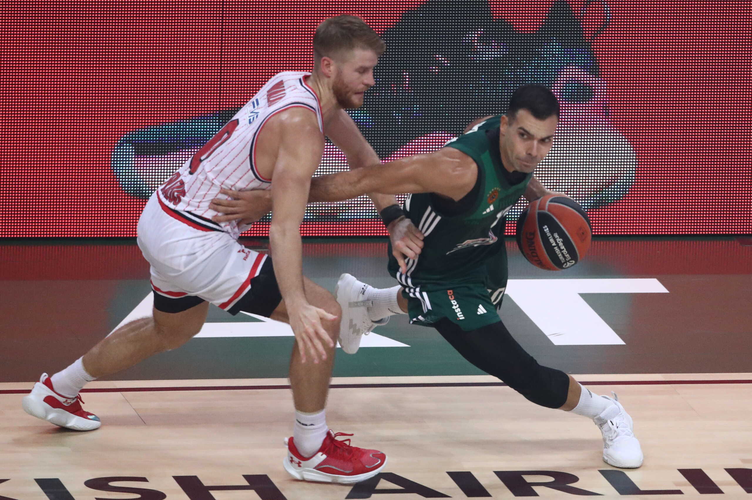 Ολυμπιακός – Παναθηναϊκός: Η πολυαναμενόμενη επιστροφή του Κώστα Σλούκα στο ΣΕΦ στο ντέρμπι της Basket League