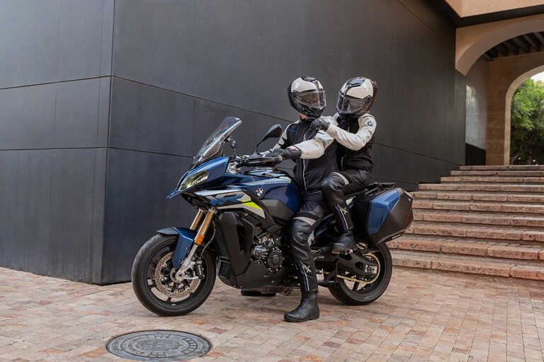 Η BMW Motorrad παρουσιάζει τη νέα S 1000 XR