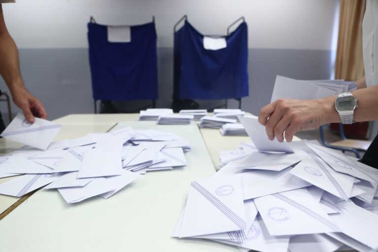 Χαμός με την επανακαμέτρηση των ψηφοδελτίων των δημοτικών εκλογών στη Ρόδο - Καμπουράκης εναντίον Κολιάδη