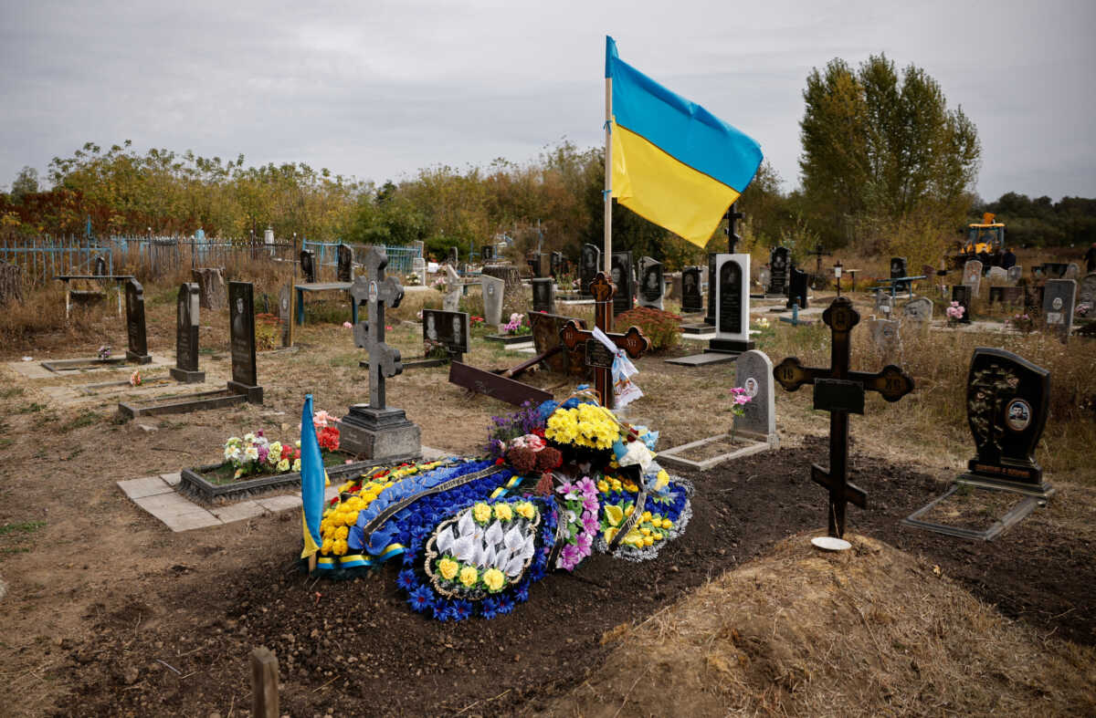 Ουκρανία: 59 τα θύματα του ρωσικού πυραύλου που έπεσε σε καφενείο, ενώ οι κάτοικοι θρηνούσαν νεκρό στρατιώτη