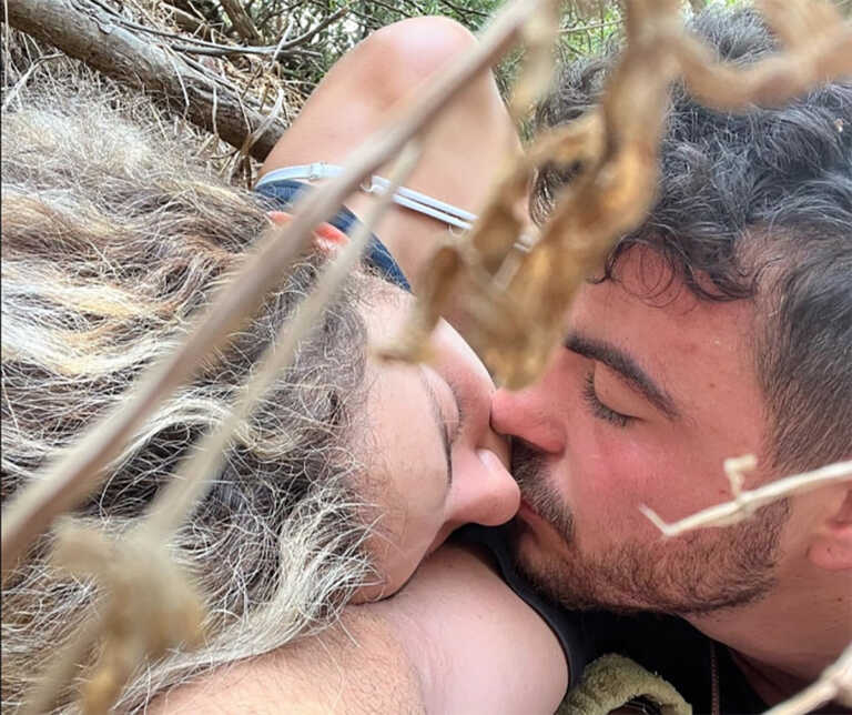Το φιλί που νίκησε τον θάνατο - Η selfie που τράβηξε την ώρα του μακελειού νεαρό ζευγάρι στο αιματοβαμμένο φεστιβάλ