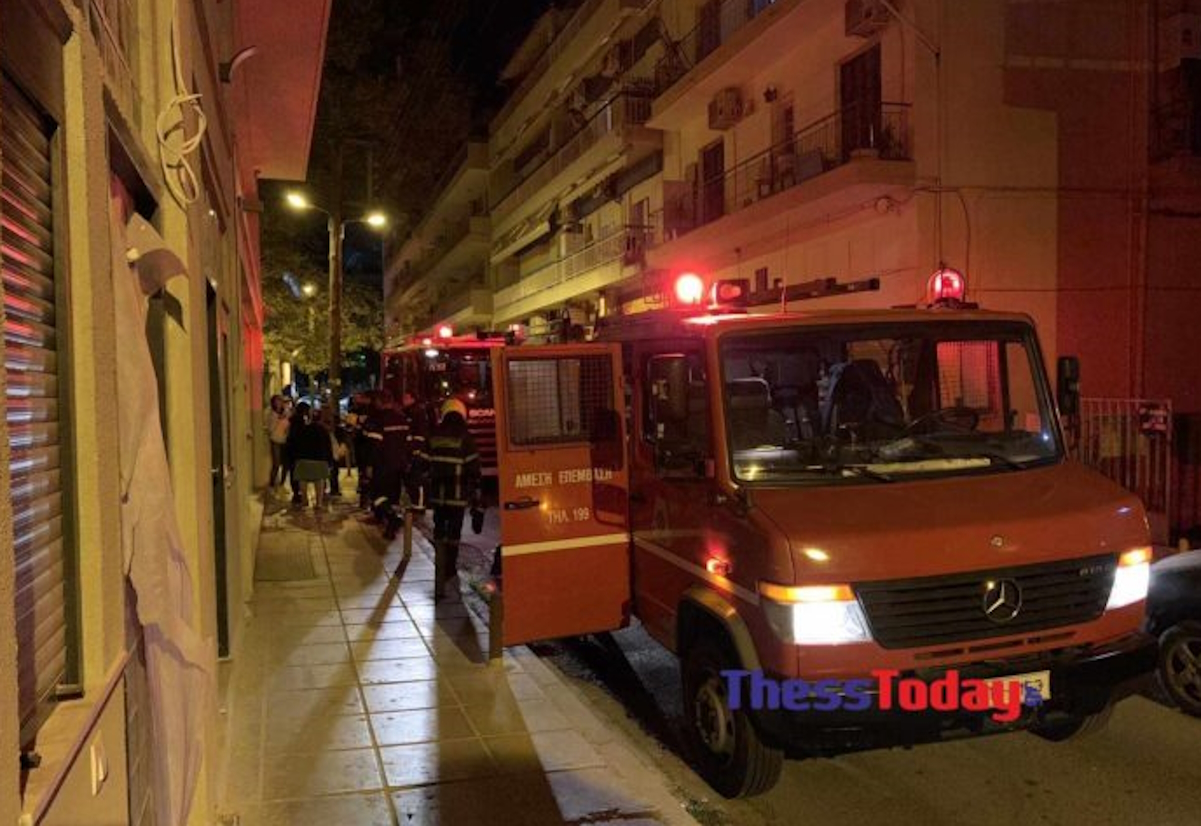 Θεσσαλονίκη: Φωτιά σε διαμέρισμα – Ένας ηλικιωμένος με εγκαύματα στο νοσοκομείο