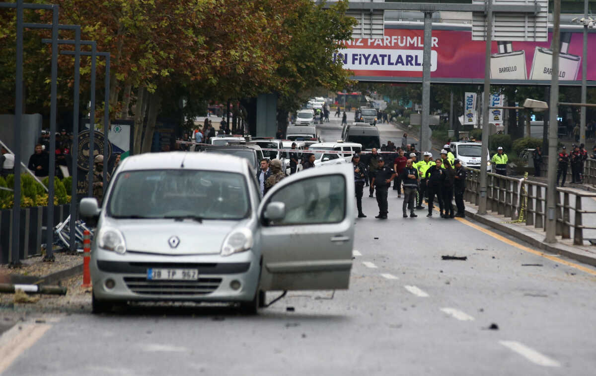 Security forces are seen outside the Interior Ministry at the scene of a bomb attack in Ankara, Turkey October 1, 2023. REUTERS