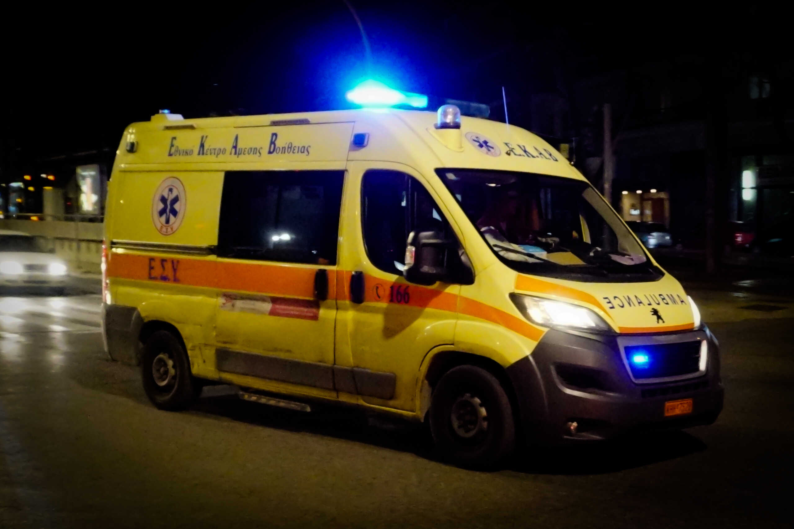 Βόλος: Φορτηγό χτύπησε νεαρό άνδρα με μηχανάκι και τον εγκατέλειψε – Σε κρίσιμη κατάσταση ο 21χρονος
