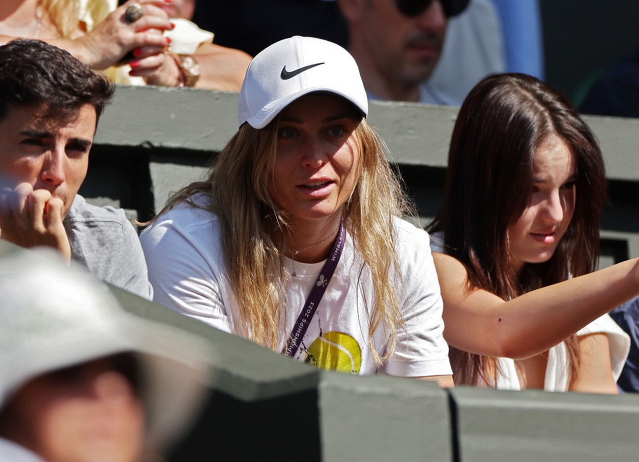 epa10732533 Paula Badosa (C) attends the Men's Singles 2nd round match of her boyfriend Stefanos Tsitsipas of Greece against Andy Murray of Britain at the Wimbledon Championships, Wimbledon, Britain, 07 July 2023.  EPA