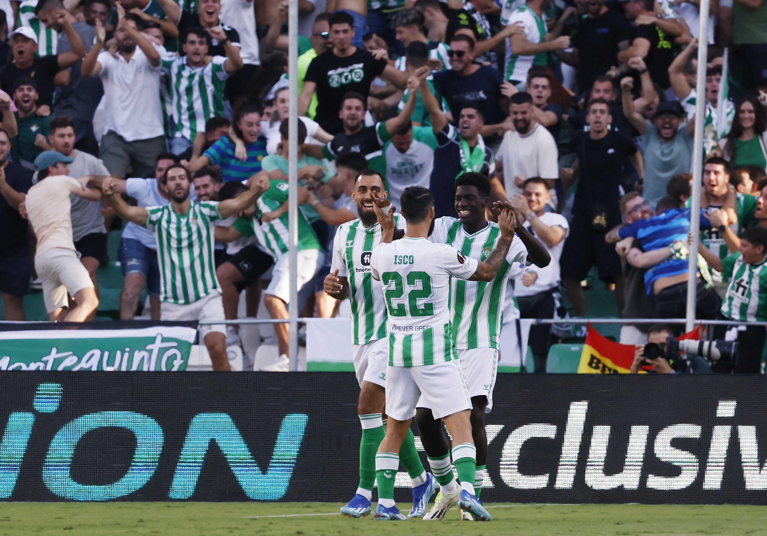 Soccer Football - Europa League - Group C - Real Betis v Sparta Prague - Estadio Benito Villamarin, Seville, Spain - October 5, 2023  Real Betis' Assane Diao celebrates scoring their first goal with Isco and Borja Iglesias REUTERS