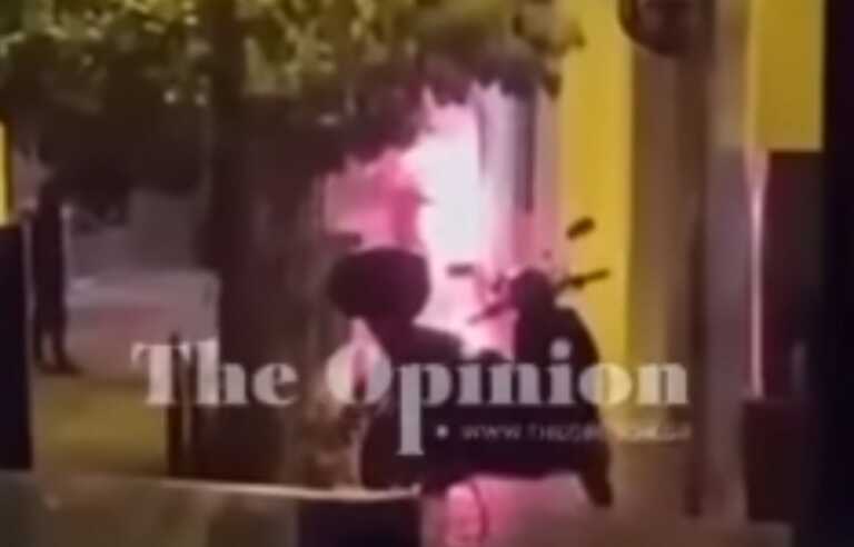 Βίντεο με τη στιγμή της επίθεσης σε 35χρονο σε νυχτερινό κέντρο της Θεσσαλονίκης - Με τσεκούρια οι κουκουλοφόροι
