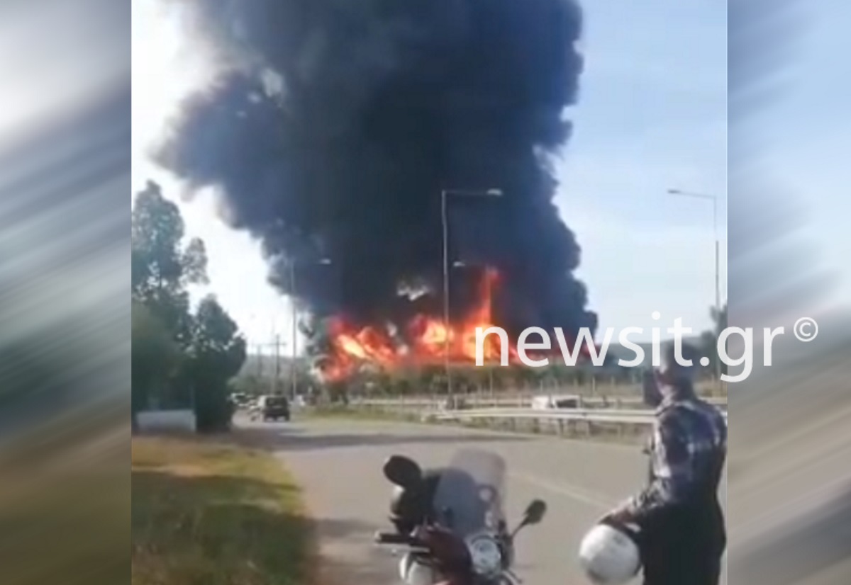 Μεγάλη φωτιά στην Εύβοια – Καίγεται εργοστάσιο με λάστιχα