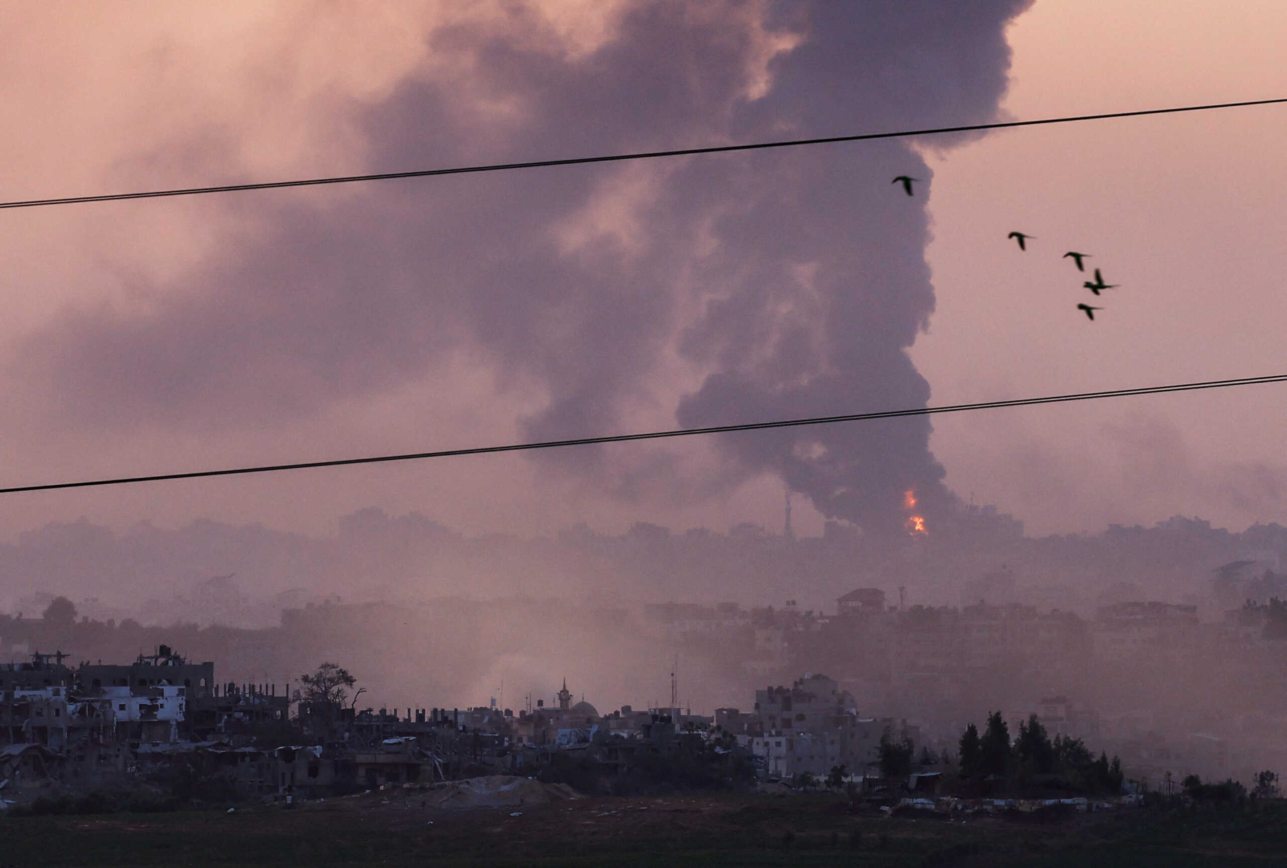 Smoke rises over Gaza, as seen from Israel's border with Gaza, in southern Israel October 29, 2023. REUTERS