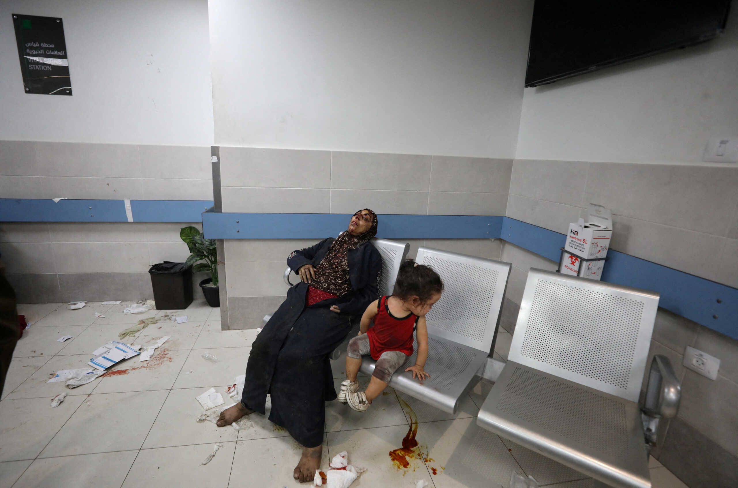 Πόλεμος στο Ισραήλ: Στο χείλος της ανθρωπιστικής καταστροφής η Γάζα  – Εκατοντάδες νεκροί από βομβαρδισμό νοσοκομείου