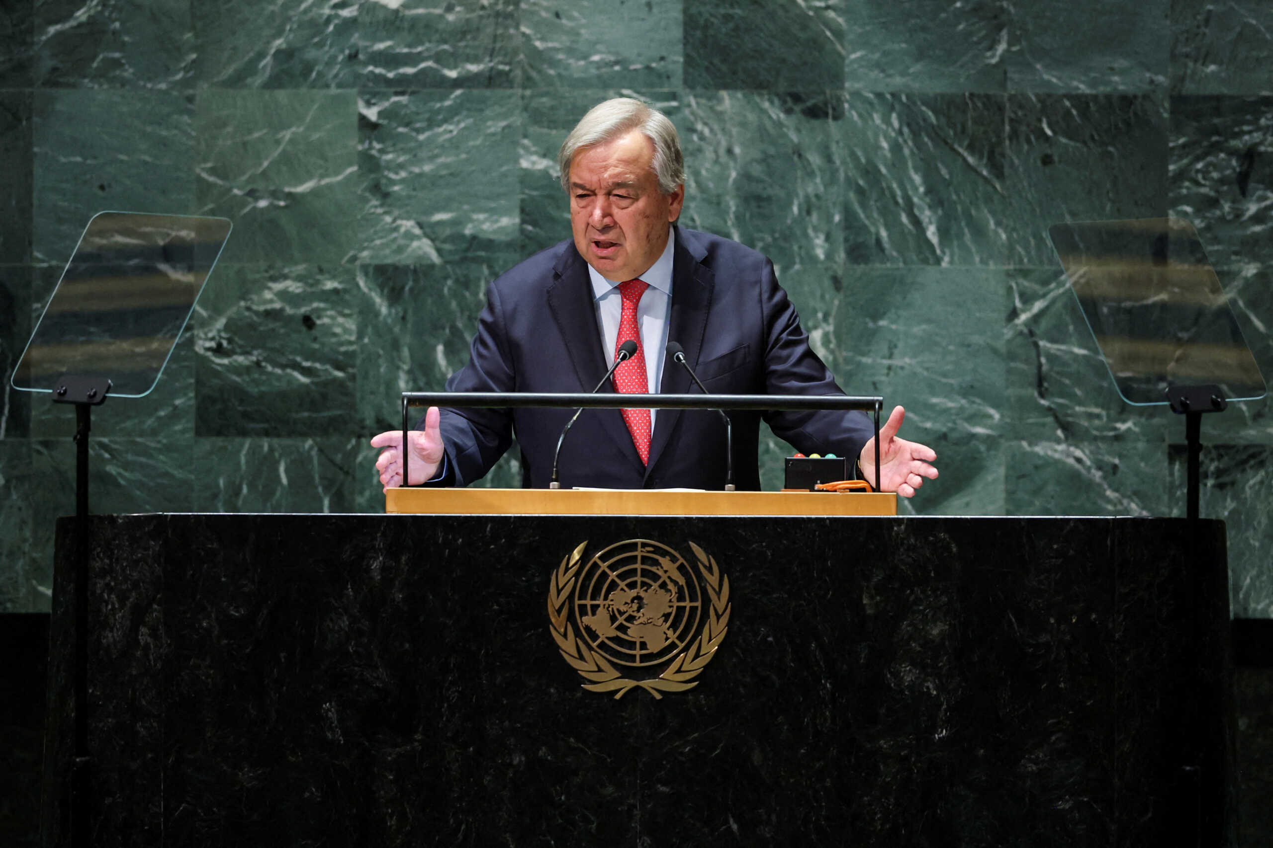 FILE PHOTO: United Nations Secretary-General Antonio Guterres addresses the 78th Session of the U.N. General Assembly in New York City, September 19, 2023.  REUTERS