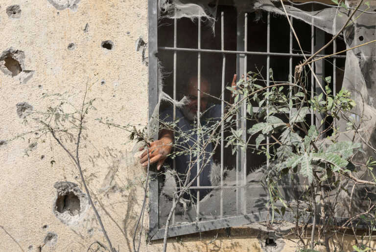 «Άμαχοι σκοτώθηκαν με αγριότητα, υπάρχουν αιχμάλωτοι στη Γάζα», λέει Ελληνίδα παιδίατρος που ζει στην Ιερουσαλήμ