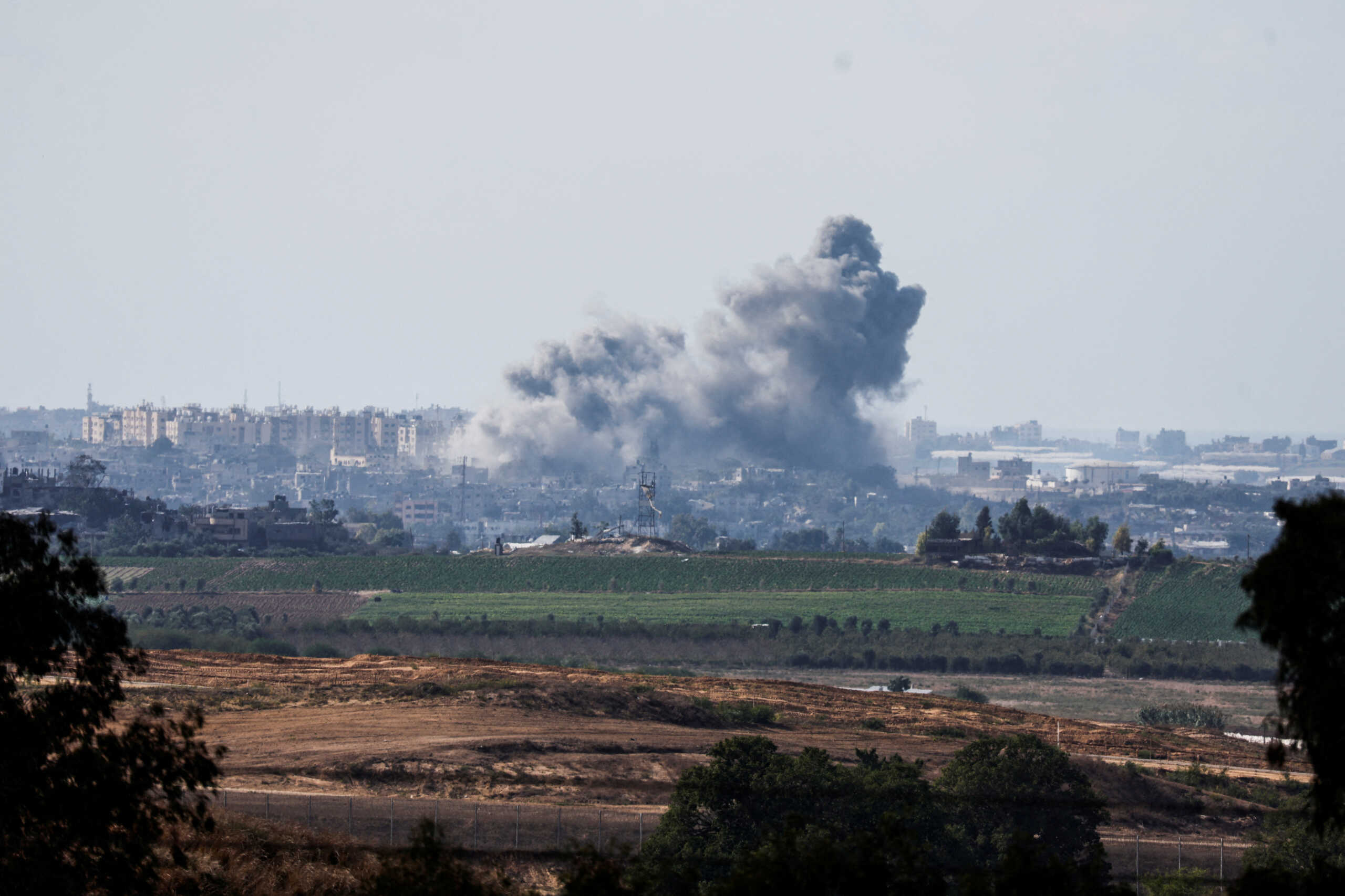 Smoke rises in the air following Israeli bombings in Gaza, as seen from Israel's border with the Gaza Strip, in southern Israel October 15, 2023. REUTERS