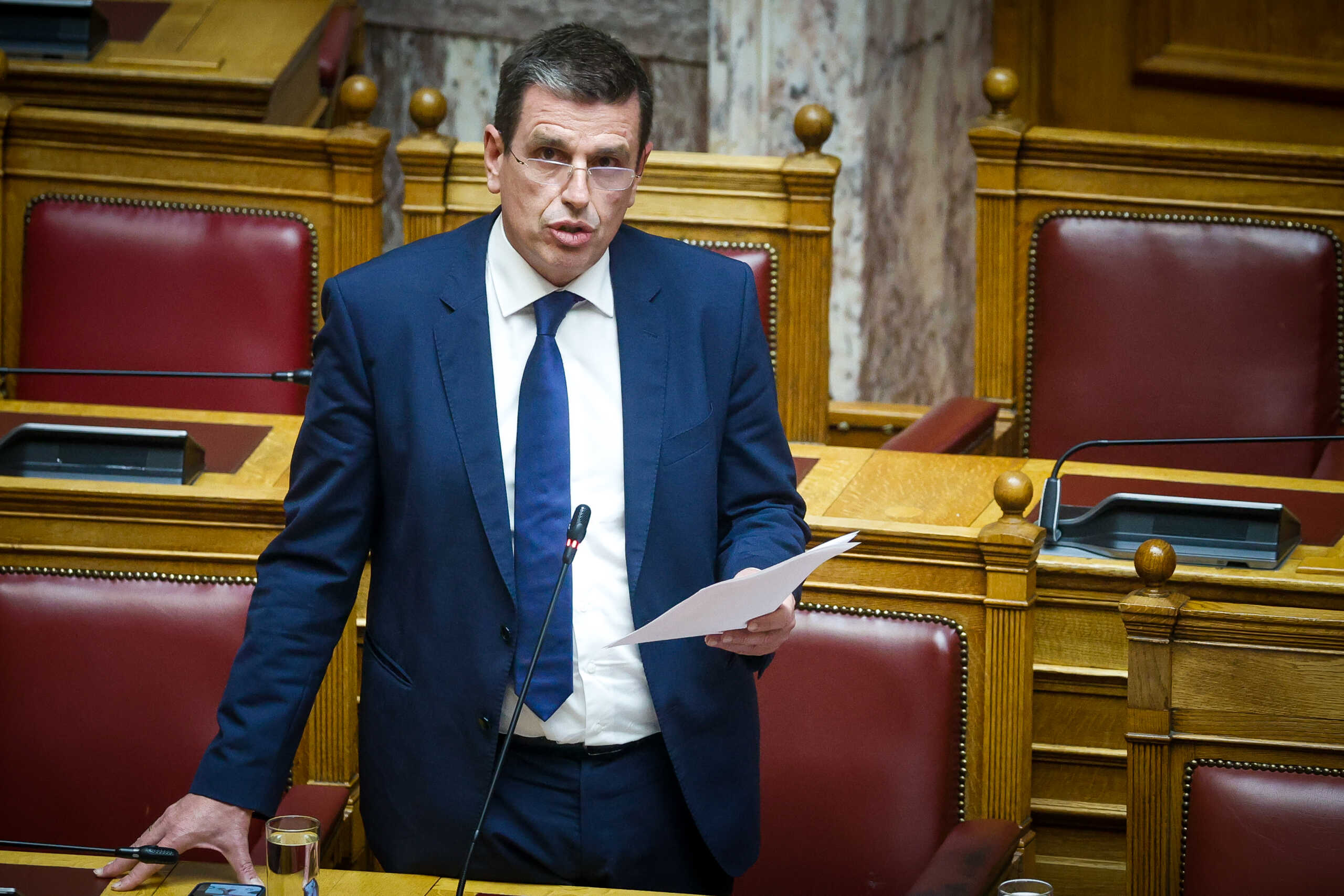 Δημήτρης Καιρίδης στη Βουλή: Μεγάλη μείωση στις παράνομες αφίξεις μεταναστών