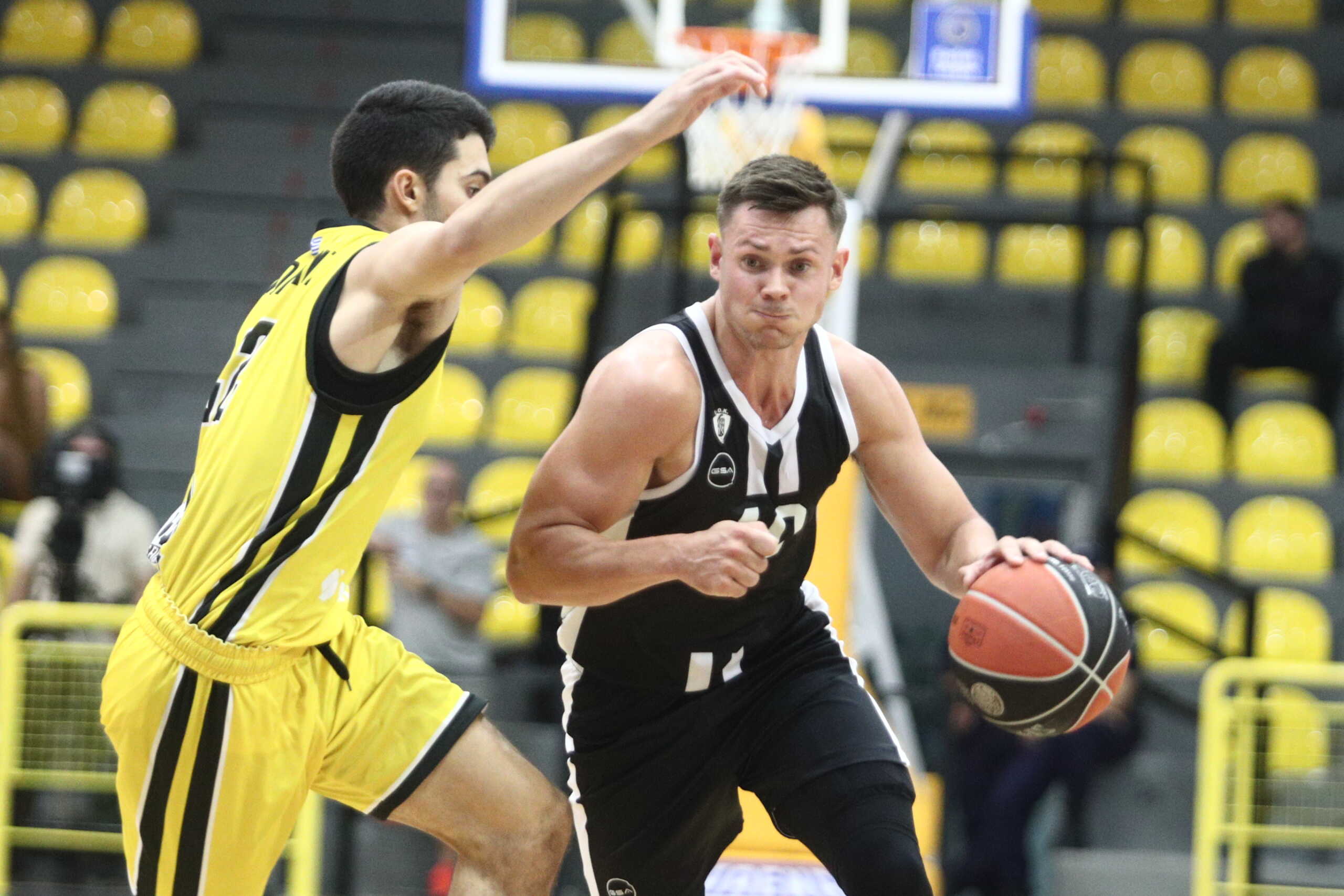 Basket League: ΠΑΟΚ και Άρης κέρδισαν εκτός έδρας Μαρούσι και Απόλλων Πατρών