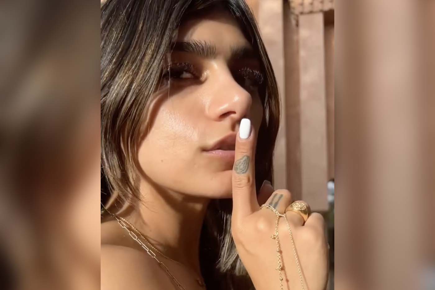 Το Playboy απέλυσε τη Mia Khalifa μετά τους πανηγυρισμούς της για τις σφαγές της Χαμάς στο Ισραήλ