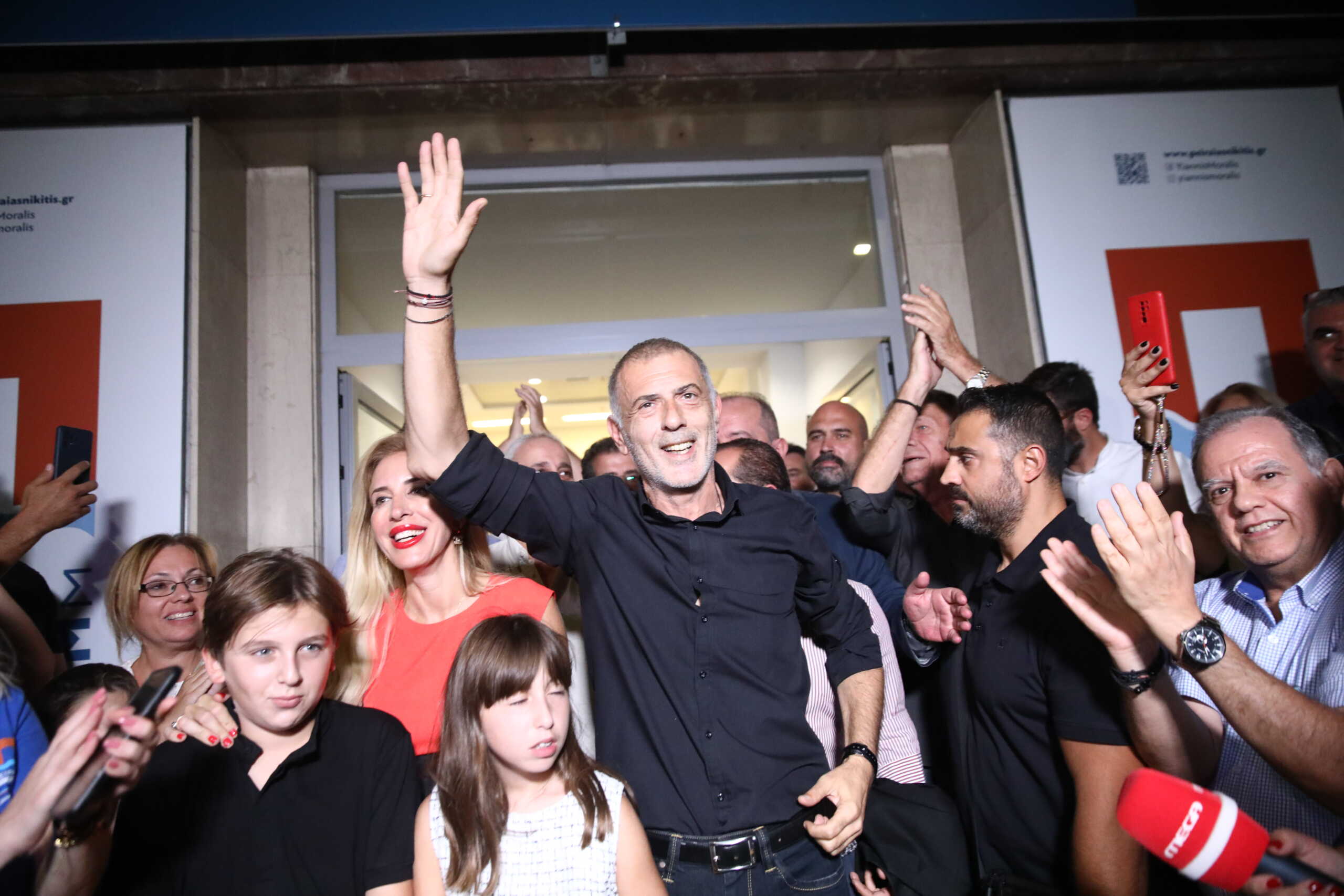 Εκλογές 2023 – Δήμος Πειραιά: Ο Γιάννης Μώραλης υποσχέθηκε πως η τρίτη θητεία θα είναι καλύτερη από τις δυο πρώτες