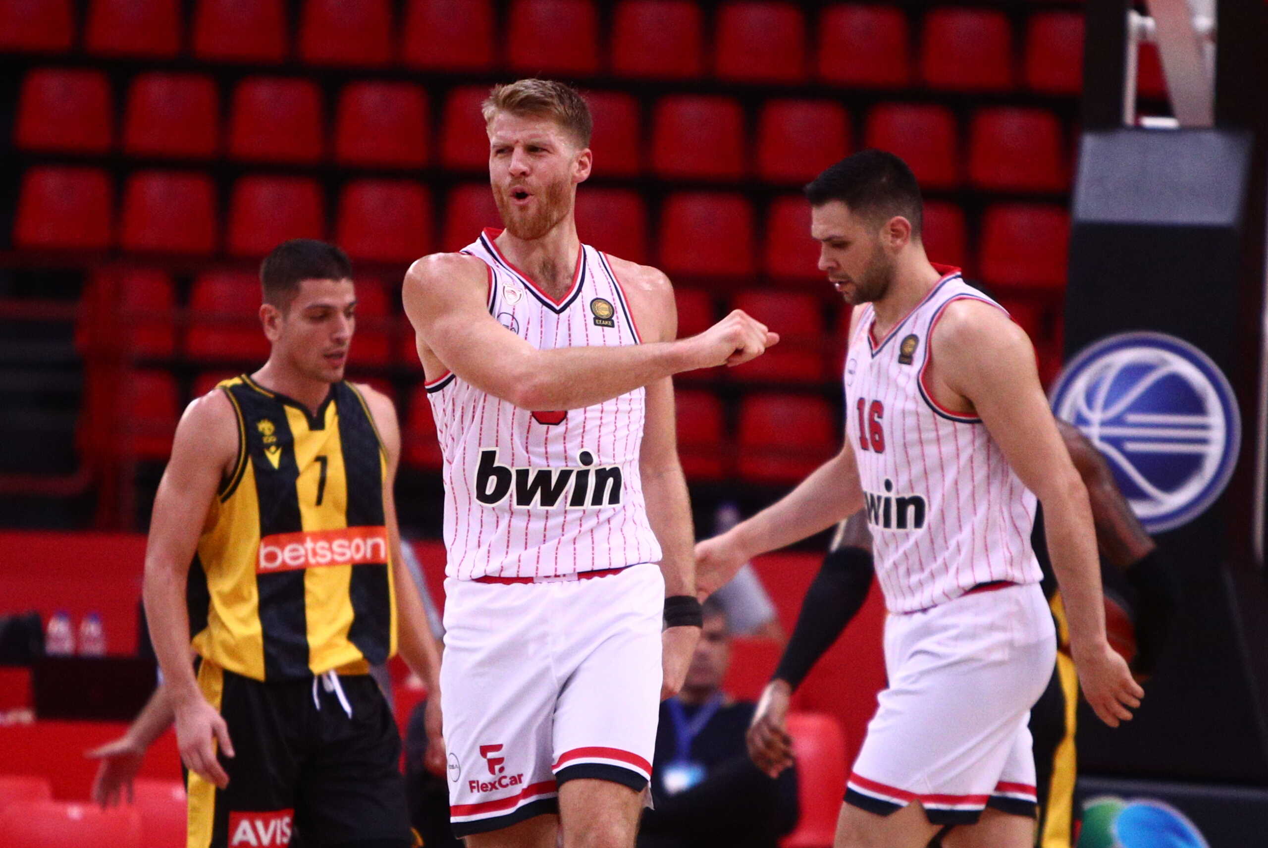 Ολυμπιακός – ΑΕΚ 79-71: Αγχώθηκε αλλά λύγισε τη μαχητική Ένωση