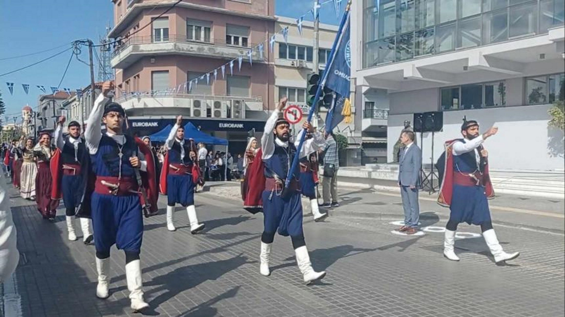 Παρέλαση – Ρέθυμνο: Έτσι τίμησαν την εθνική επέτειο της 28ης Οκτωβρίου