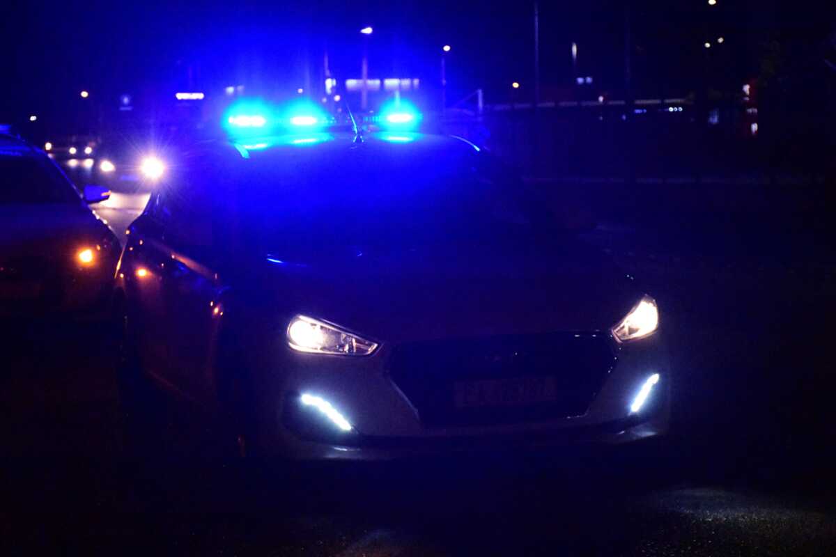 ΑΡΓΟΣ- Τροχαίο ατύχημα σημειώθηκε χθες βράδυ, Κυριακή 24 Ιουλίου, στη Νέα Κίο Αργολίδας.
Πιο συγκεκριμένα στην επαρχιακή οδό Νέας Κίου - Άργους στο ύψος της λαχαναγοράς, μηχανή μεγάλου κυβισμού συγκρούστηκε με αυτοκίνητο με αποτέλεσμα τον τραυματισμό του οδηγού της.
Στο σημείο έσπευσε ασθενοφόρο του ΕΚΑΒ που μετέφερε τον νεαρό αναβάτη στο νοσοκομείο. Για τα αίτια του τροχαίου ατυχήματος έρευνες διενεργεί η Τροχαία Άργους - Μυκηνών. (ΒΑΣΙΛΗΣ ΠΑΠΑΔΟΠΟΥΛΟΣ