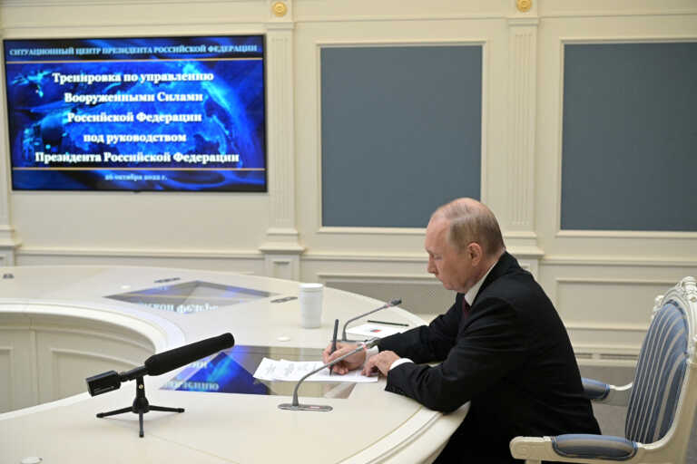 Ρωσία: Η αποχώρηση από τη συνθήκη απαγόρευσης πυρηνικών δοκιμών θα μας «εξίσωνε» με τις ΗΠΑ