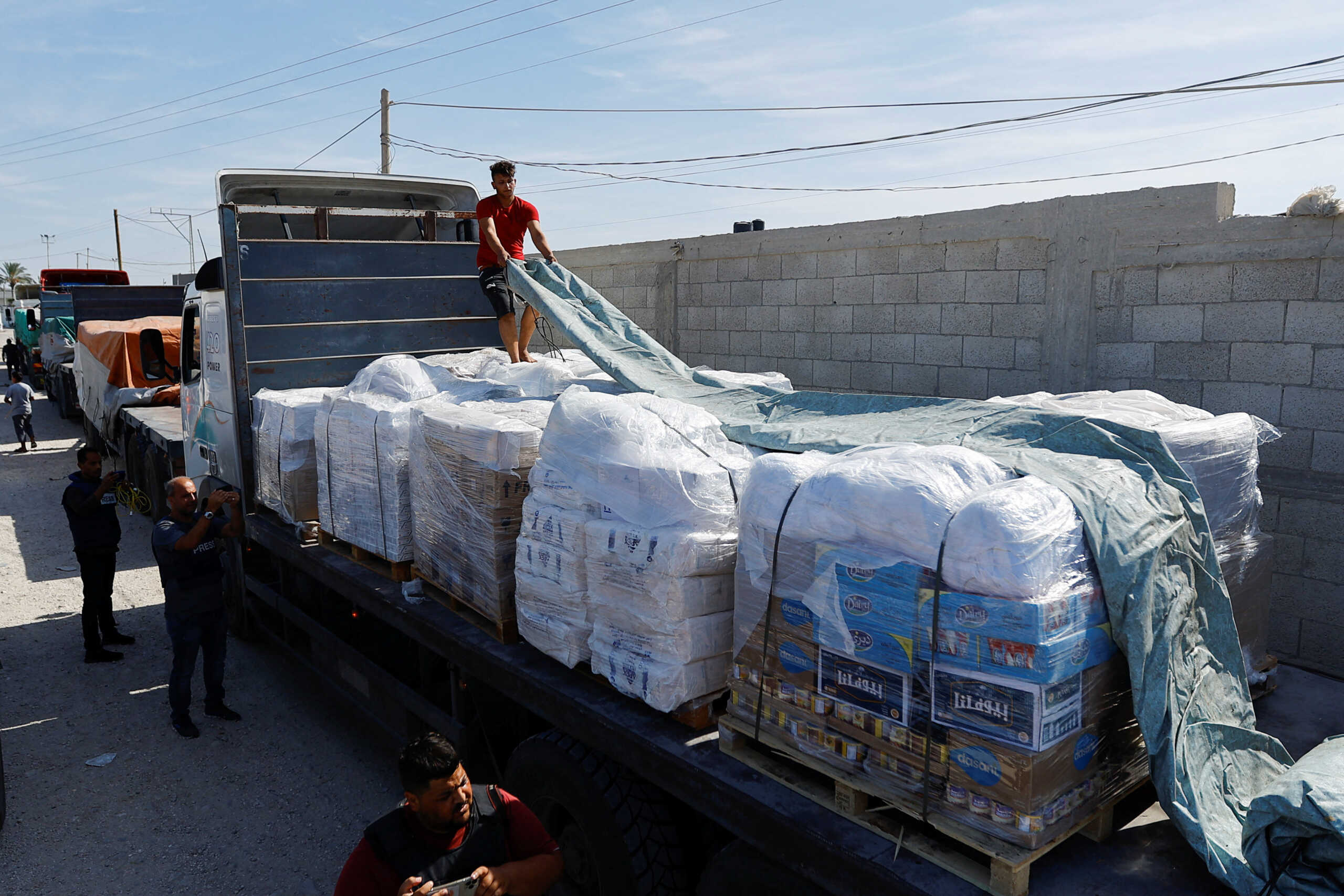 Μέση Ανατολή: Μόλις 62 φορτηγά με ανθρωπιστική βοήθεια εισήλθαν στη Γάζα το τελευταίο 4ημερο