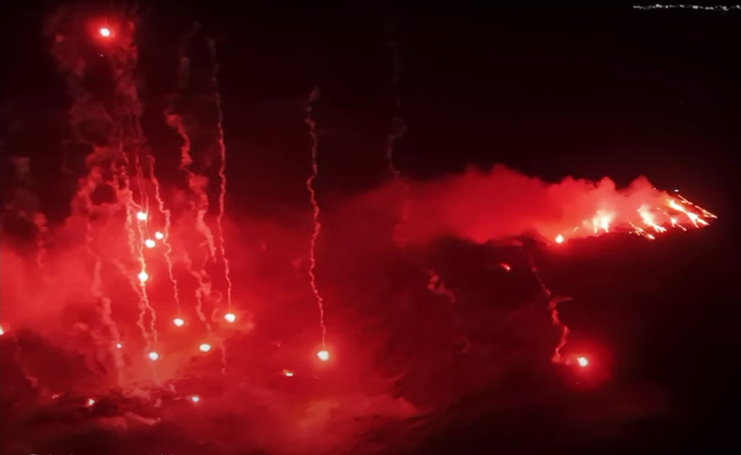 Ηφαίστειο Σαντορίνης: Η αναπαράσταση της έκρηξης από ψηλά – Τα εντυπωσιακά πλάνα