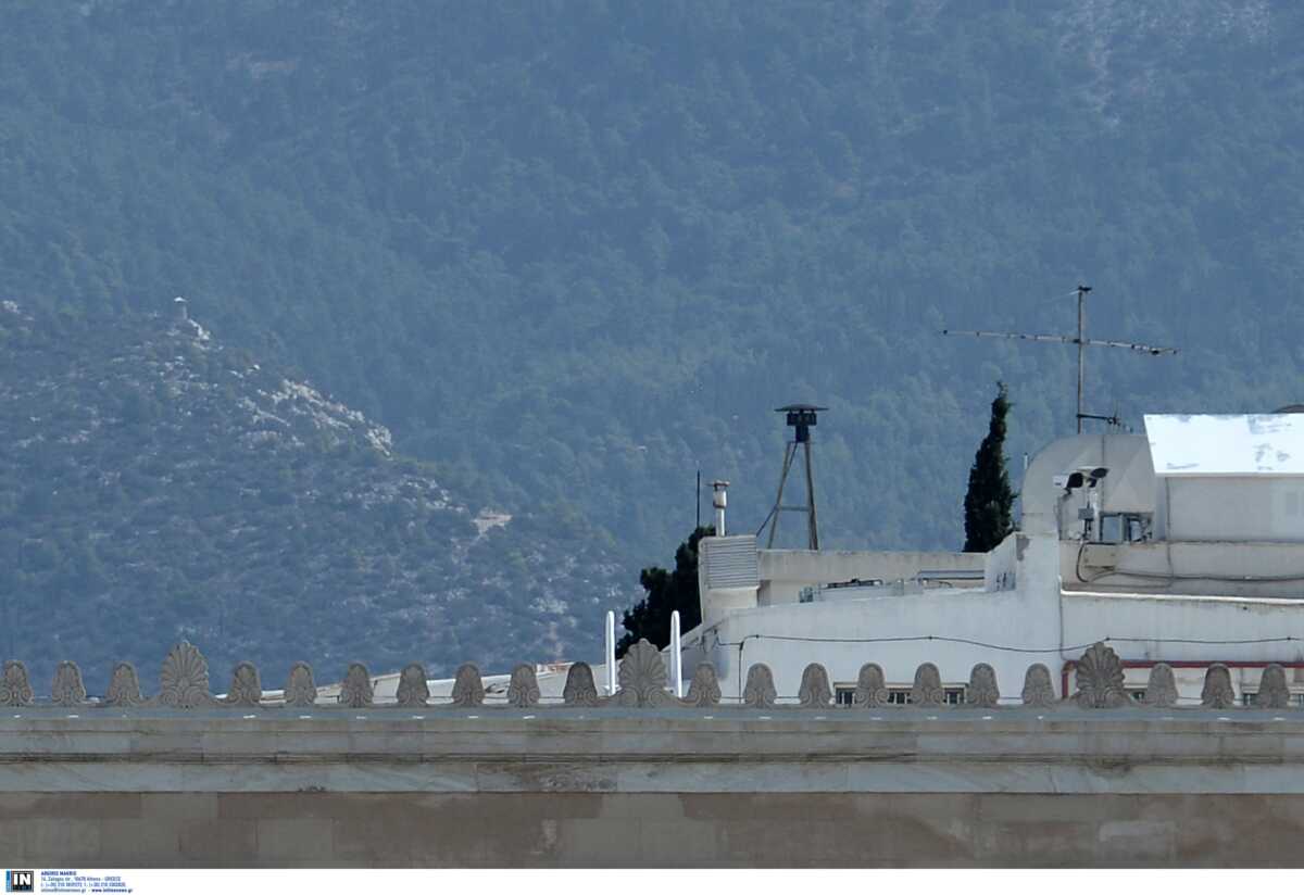 Ήχησαν οι σειρήνες σε όλη τη χώρα – Δείτε βίντεο