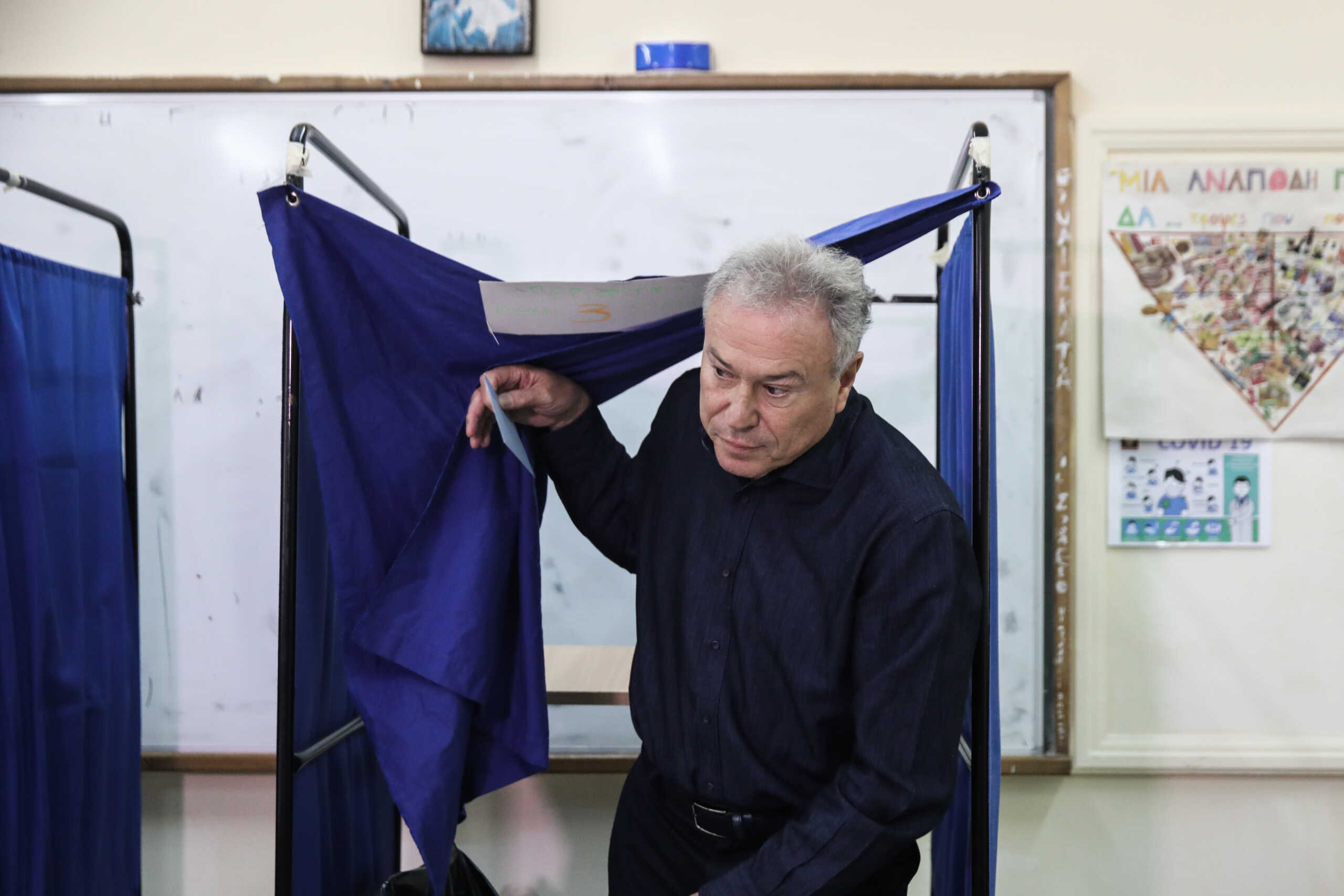 Εκλογές 2023 – Περιφέρεια Αττικής: Δεν έδωσαν στον Γιάννη Σγουρό το ψηφοδέλτιο του συνδυασμού του