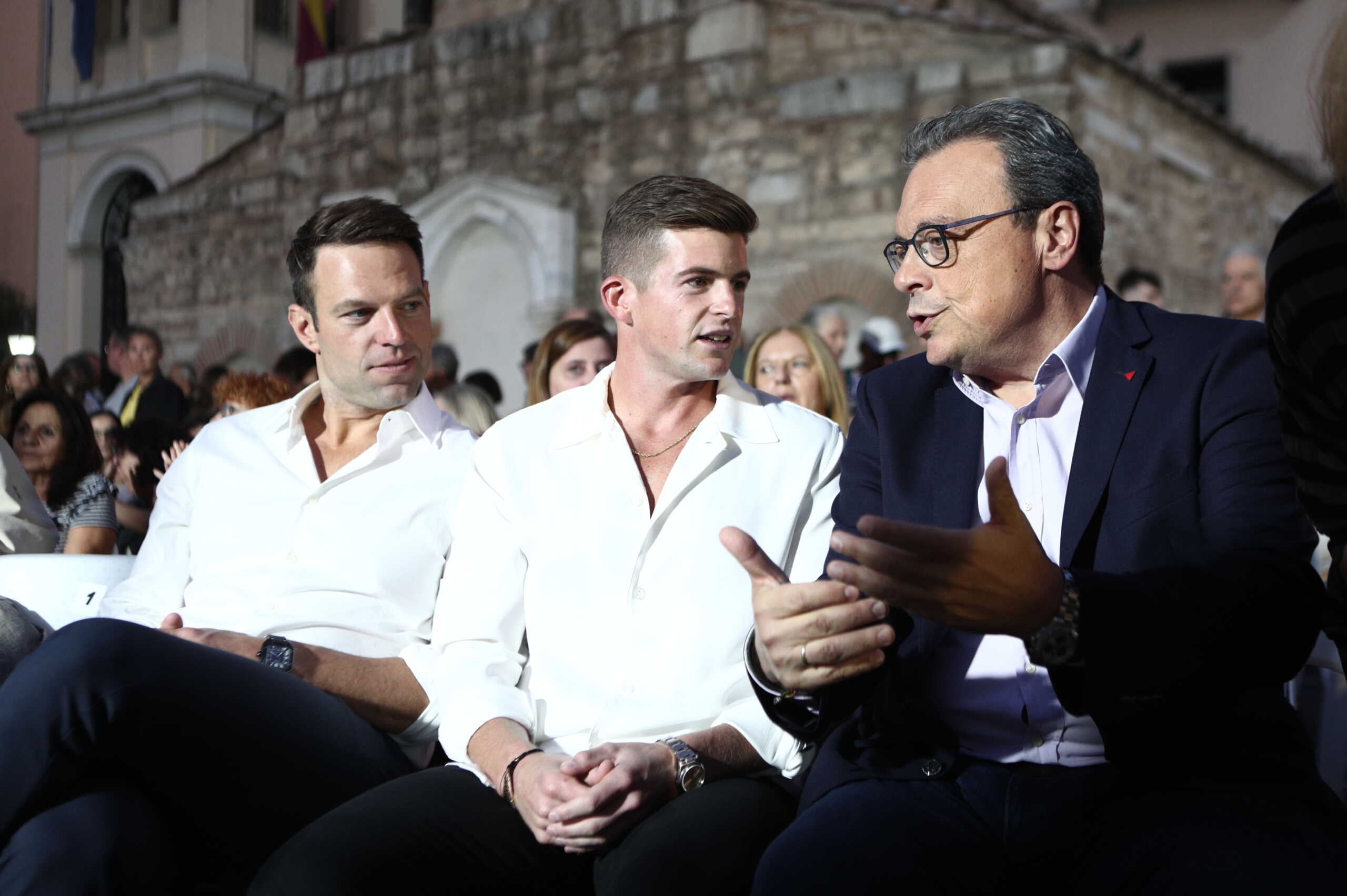 Κεντρική προεκλογική συγκέντρωση της Δημοτικής Κίνησης "Ανοιχτή Πόλη" και του επικεφαλής και υποψηφίου δημάρχου Αθηναίων Κώστα Ζαχαριάδη στην Πλατεία Μοναστηράκι, Πέμπτη 5 Οκτωβρίου 2023.
(ΔΗΜΗΤΡΟΠΟΥΛΟΣ ΣΩΤΗΡΗΣ