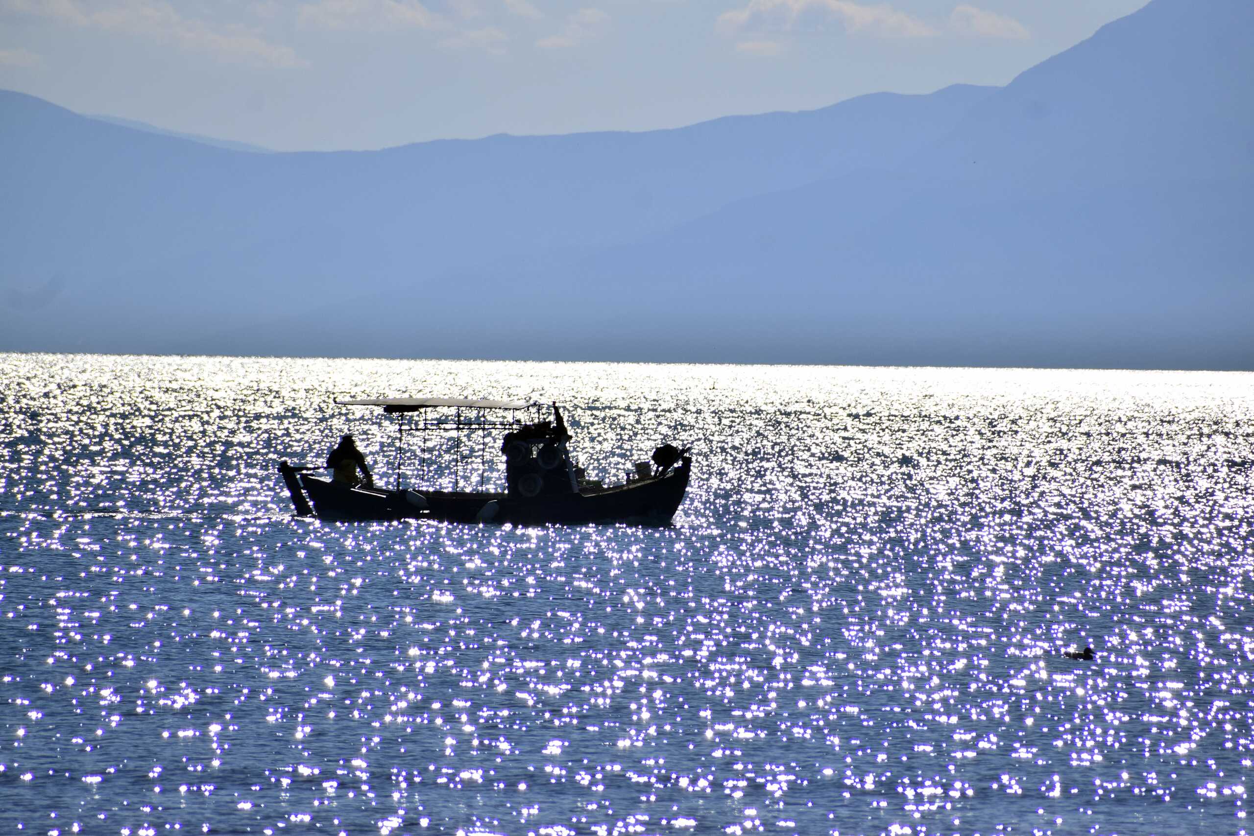 Λευκάδα: Ψαράς βρέθηκε νεκρός μέσα στη βάρκα του