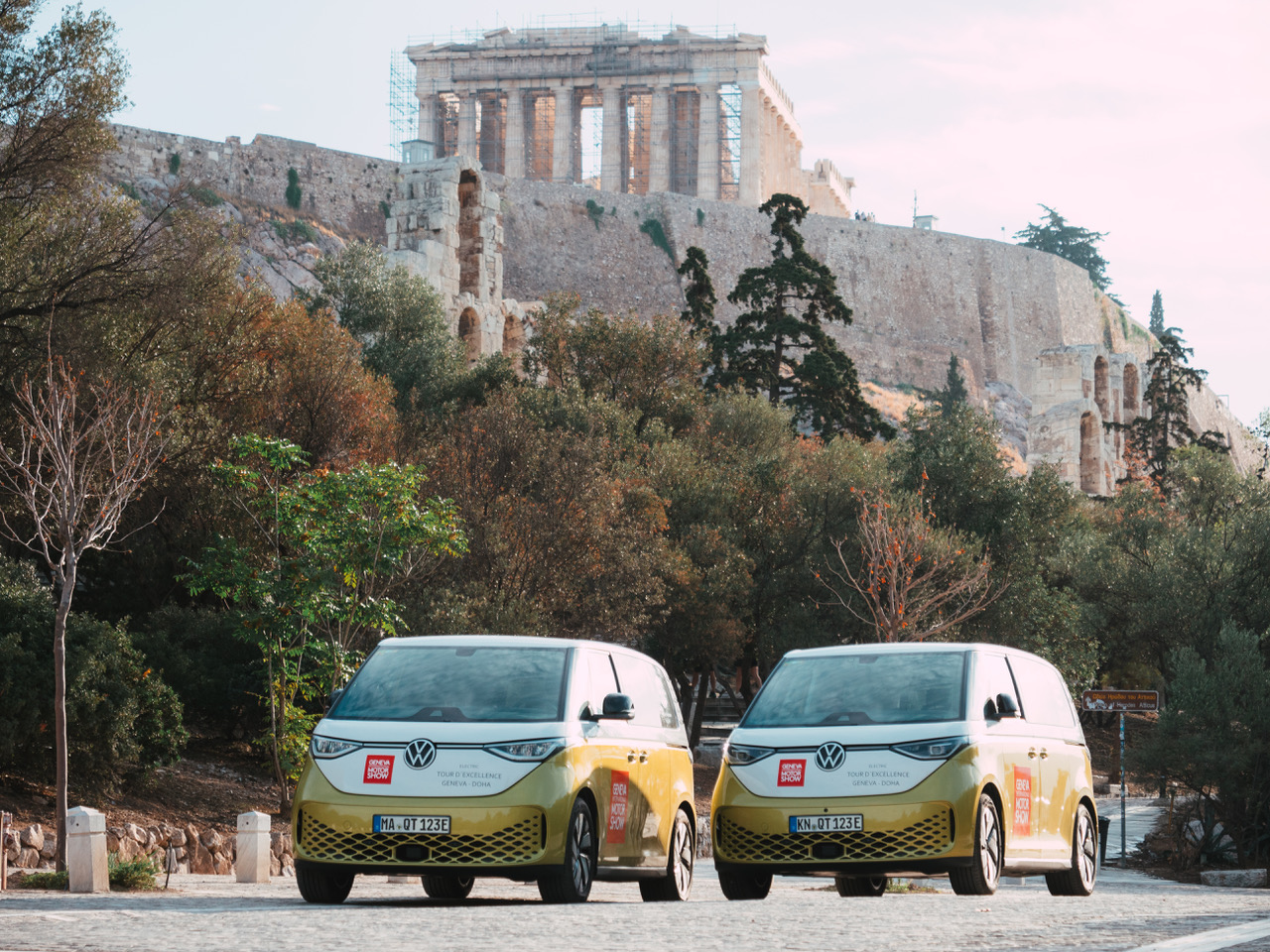 Tour d’Excellence στη Ντόχα: Ένα μοναδικό ταξίδι για δύο Volkswagen ID. Buzz