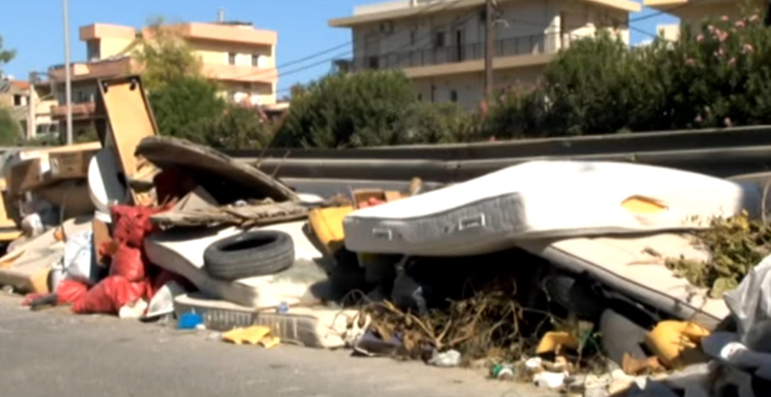 Ηράκλειο: Αυτοψία σε αυτοσχέδιες χωματερές που «πνίγουν» την πόλη – Δείτε βίντεο