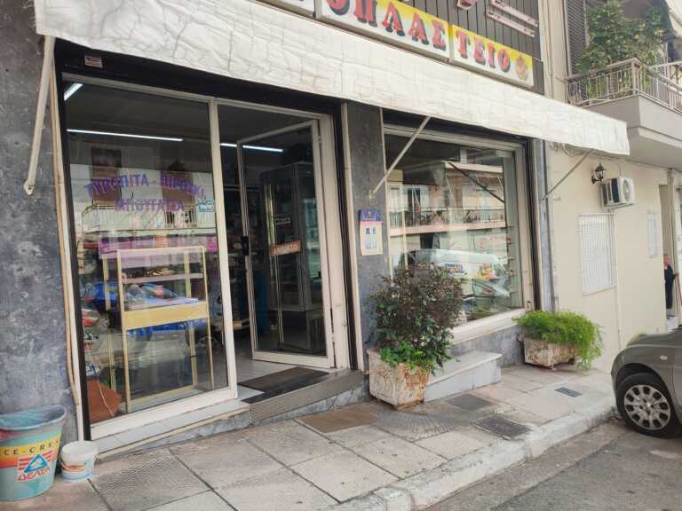 «Μας έδεσαν χειροπόδαρα με καλώδια και σχοινιά» - Ο ιδιοκτήτης του ζαχαροπλαστείου στο Πέραμα περιγράφει στο newsit.gr καρέ καρέ τη ληστεία