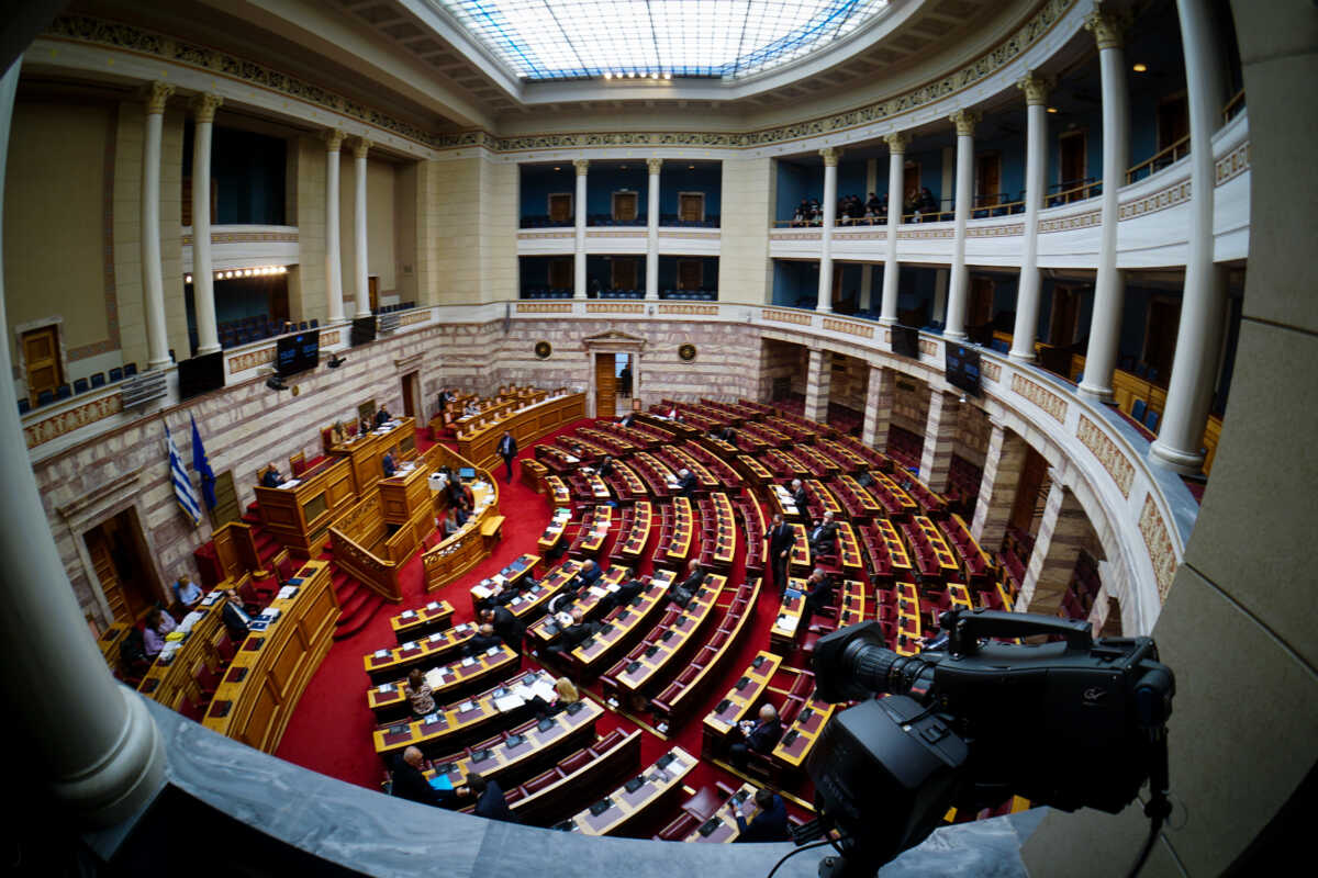 Δημόσιο: Ψηφίστηκε το νομοσχέδιο για το νέο σύστημα επιλογής διοικήσεων