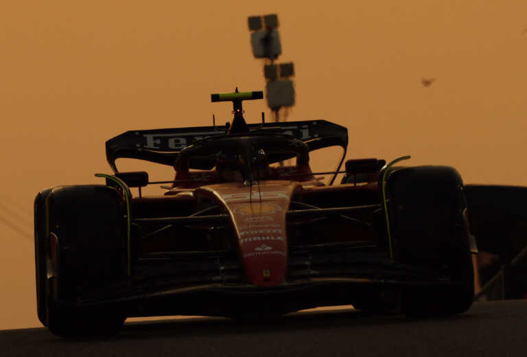 Formula 1: Τρομακτικό ατύχημα για Κάρλος Σάινθ στο Άμπου Ντάμπι και διακοπή στο FP2