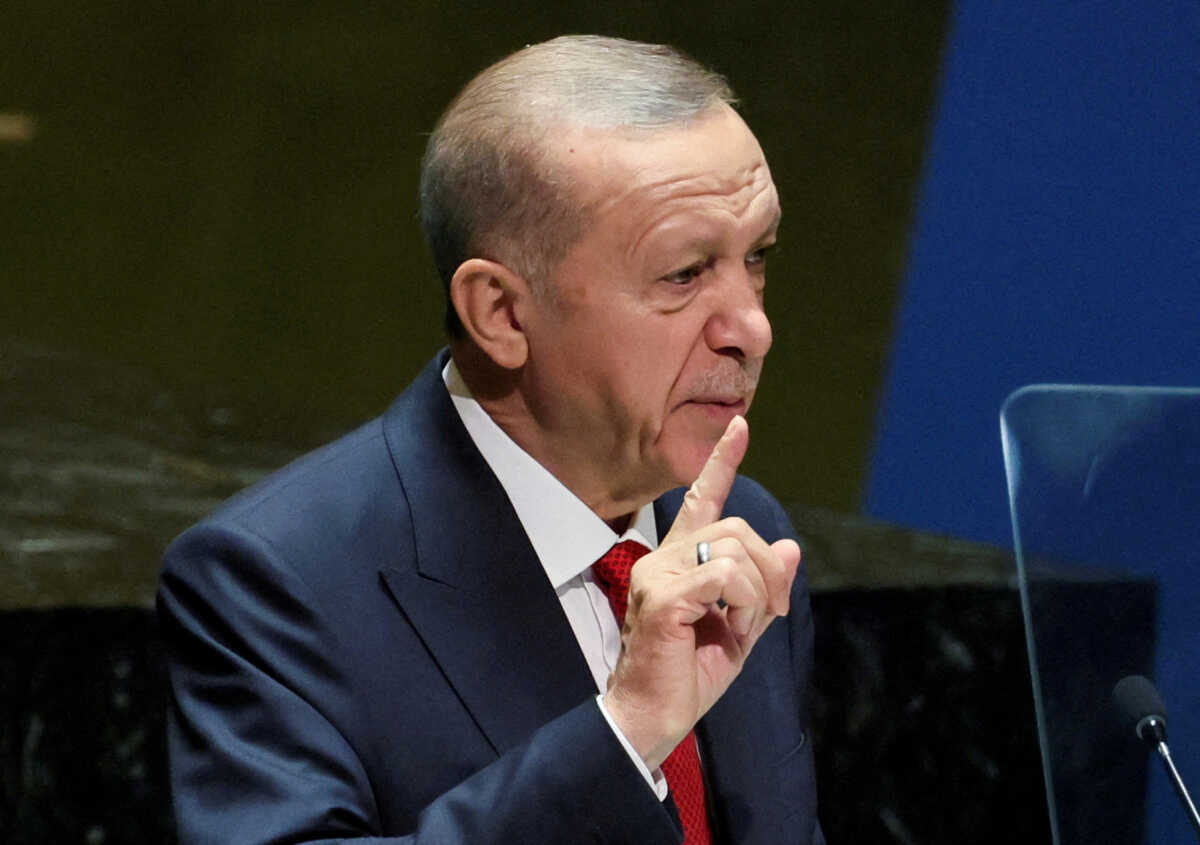 Συνάντηση Ερντογάν – Ραϊσί: «Η Άγκυρα έτοιμη να αναλάβει ρόλο εγγυητή για τη διευθέτηση του πολέμου»