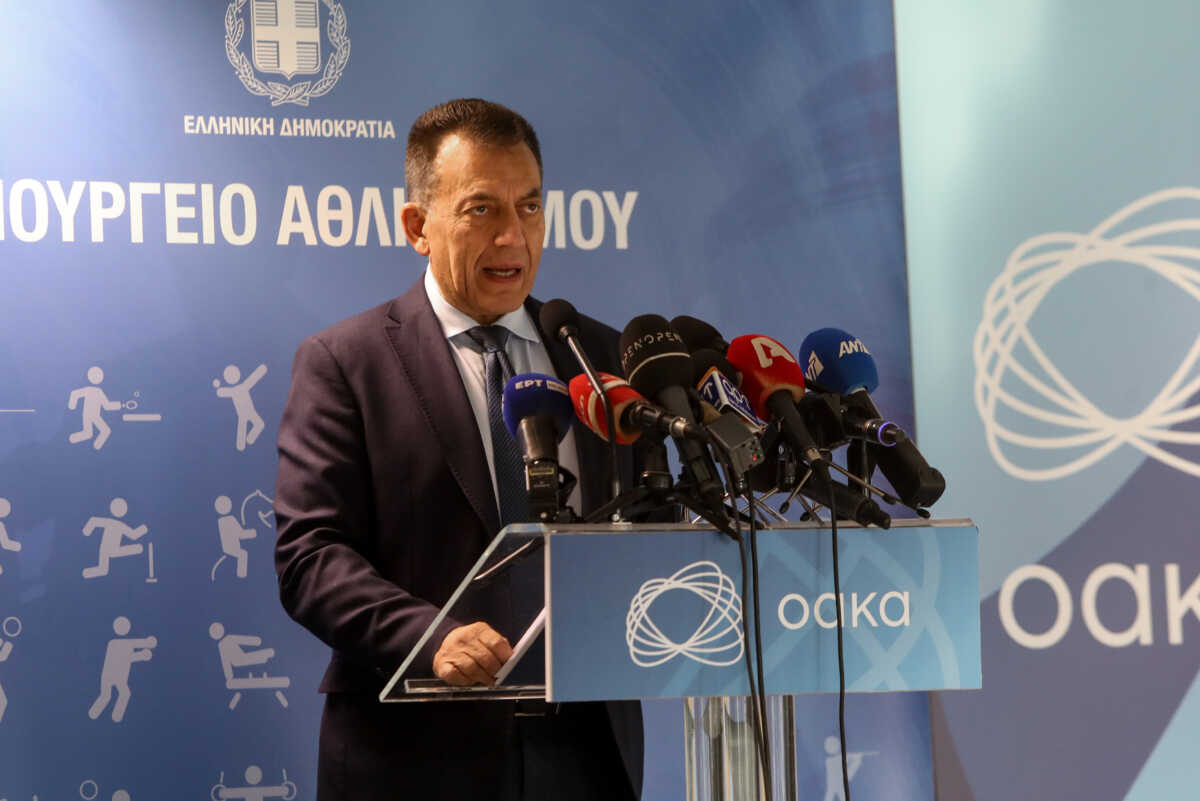ΣΥΝΕΝΤΕΥΞΗ ΤΥΠΟΥ ΤΟΥ ΑΝΑΠΛΗΡΩΤΗ ΥΠΟΥΡΓΟΥ ΑΘΛΗΤΙΣΜΟΥ ΓΙΑΝΝΗ ΒΡΟΥΤΣΗ ΓΙΑ ΤΟ ΘΕΜΑ ΠΟΥ ΠΡΟΕΚΥΨΕ ΜΕ ΤΗΝ ΣΤΑΤΙΚΟΤΗΤΑ ΤΟΥ ΣΤΕΓΑΣΤΡΟΥ ΚΑΛΑΤΡΑΒΑ ΣΤΟ ΟΑΚΑ (ΘΑΝΑΣΗΣ ΔΗΜΟΠΟΥΛΟΣ