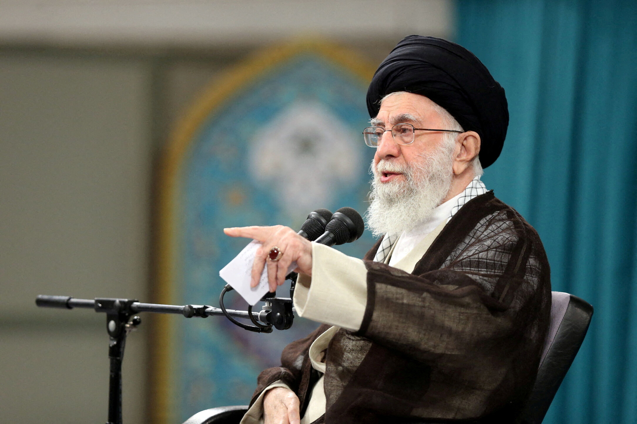 Ιράν: Τα κρατικά μέσα ενημέρωσης επιβεβαίωσαν τη συνάντηση Χαμενεΐ με τον ηγέτη της Χαμάς στην Τεχεράνη