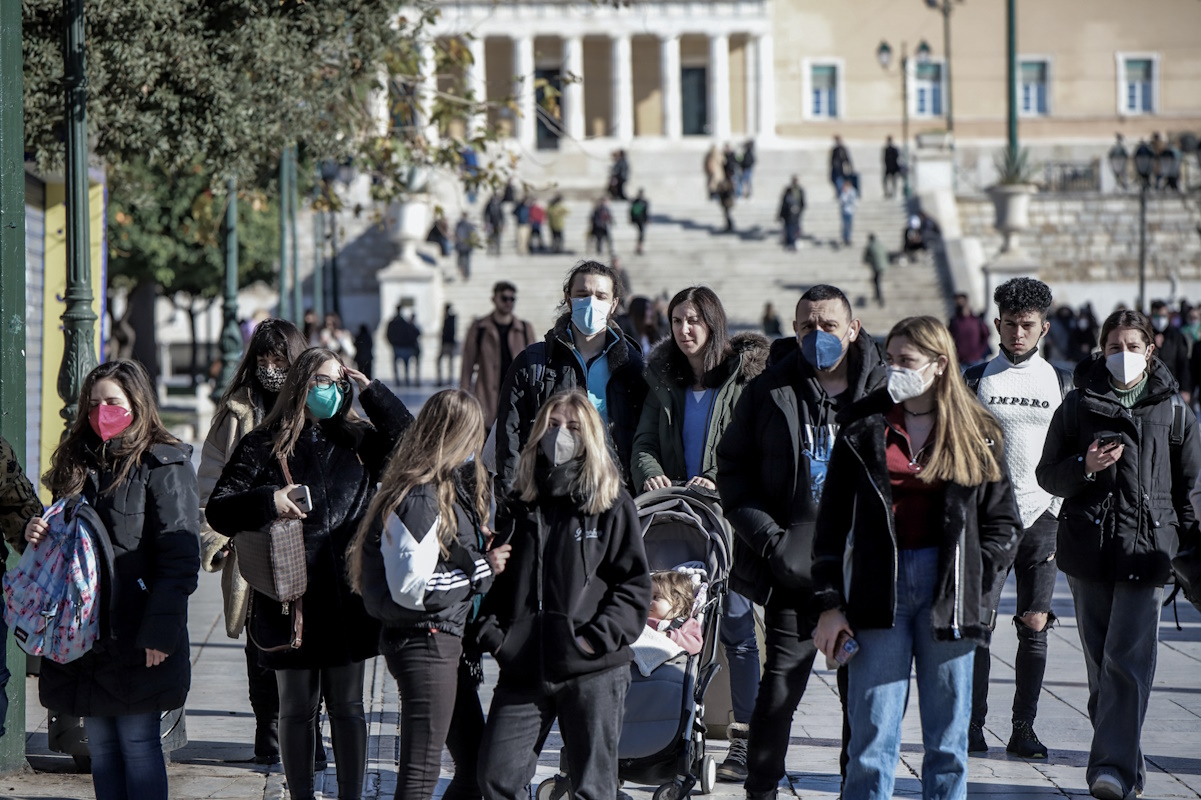 Κορονοϊός: 63 νεκροί και 49 διασωληνωμένοι την τελευταία εβδομάδα – «Καλπάζει» η Pirola