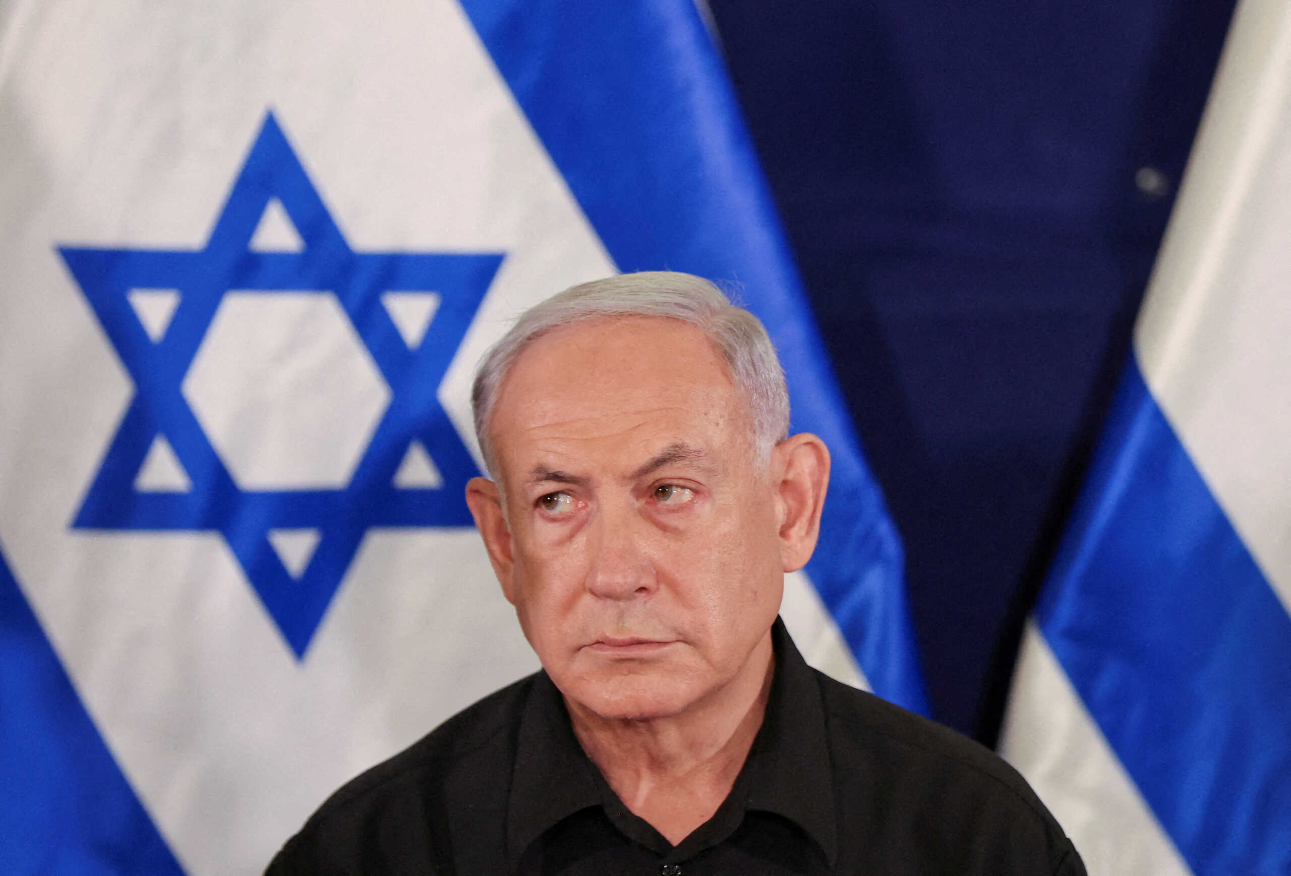 FILE PHOTO: Israeli prime minister Benjamin Netanyahu during a press conference with defense minister Yoav Gallant and Cabinet minister Benny Gantz  in the Kirya military base in Tel Aviv , Israel , 28 October  2023.    ABIR SULTAN POOL