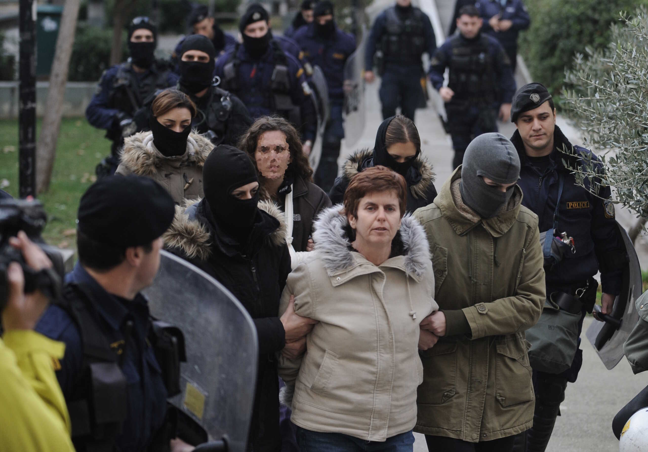 Πόλα Ρούπα – Γραπτή δήλωση για την αποφυλάκιση 17 Νοεμβρίου: Ο «δυνατός συμβολισμός» και η «χουντική αντιμετώπιση» Μαζιώτη