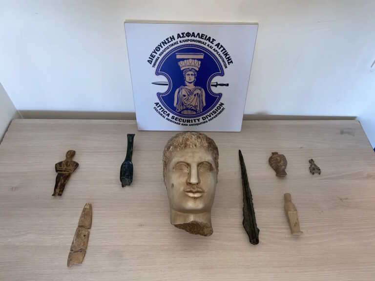 Η ΕΛ.ΑΣ. βρήκε «θησαυρό» από αρχαία αντικείμενα στο Ηράκλειο Κρήτης