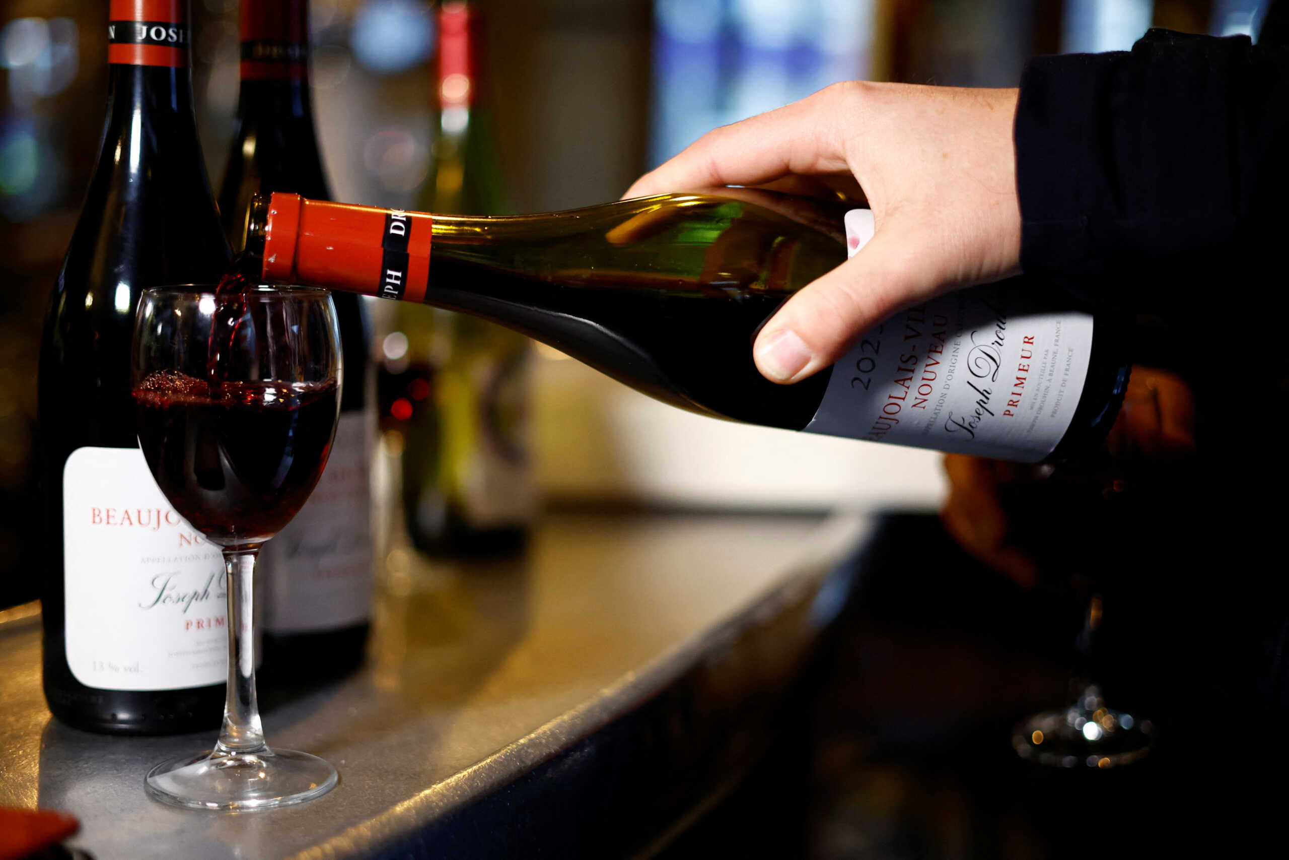 «Le Beaujolais nouveau est arrivé» – Τηρήθηκε και φέτος η παράδοση για το γαλλικό κρασί