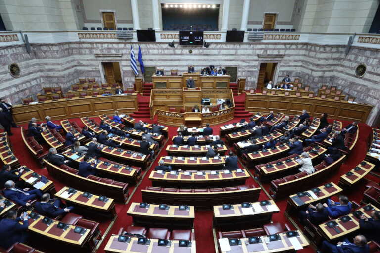 Τέμπη: Αναβολή της συζήτησης στη Βουλή για τη σύσταση εξεταστικής επιτροπής ζήτησε το ΠΑΣΟΚ