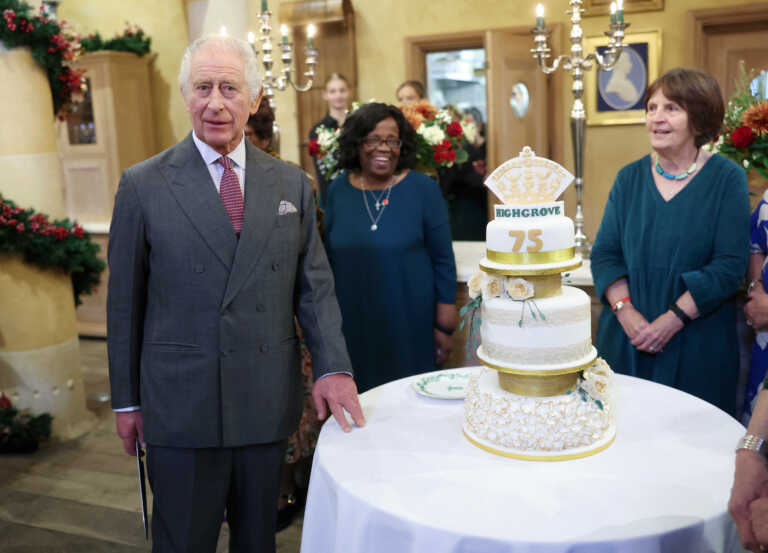 Happy Birthday your Majesty - Γενέθλια σήμερα για τον Βασιλιά Κάρολο - Το άλμπουμ της ζωής του