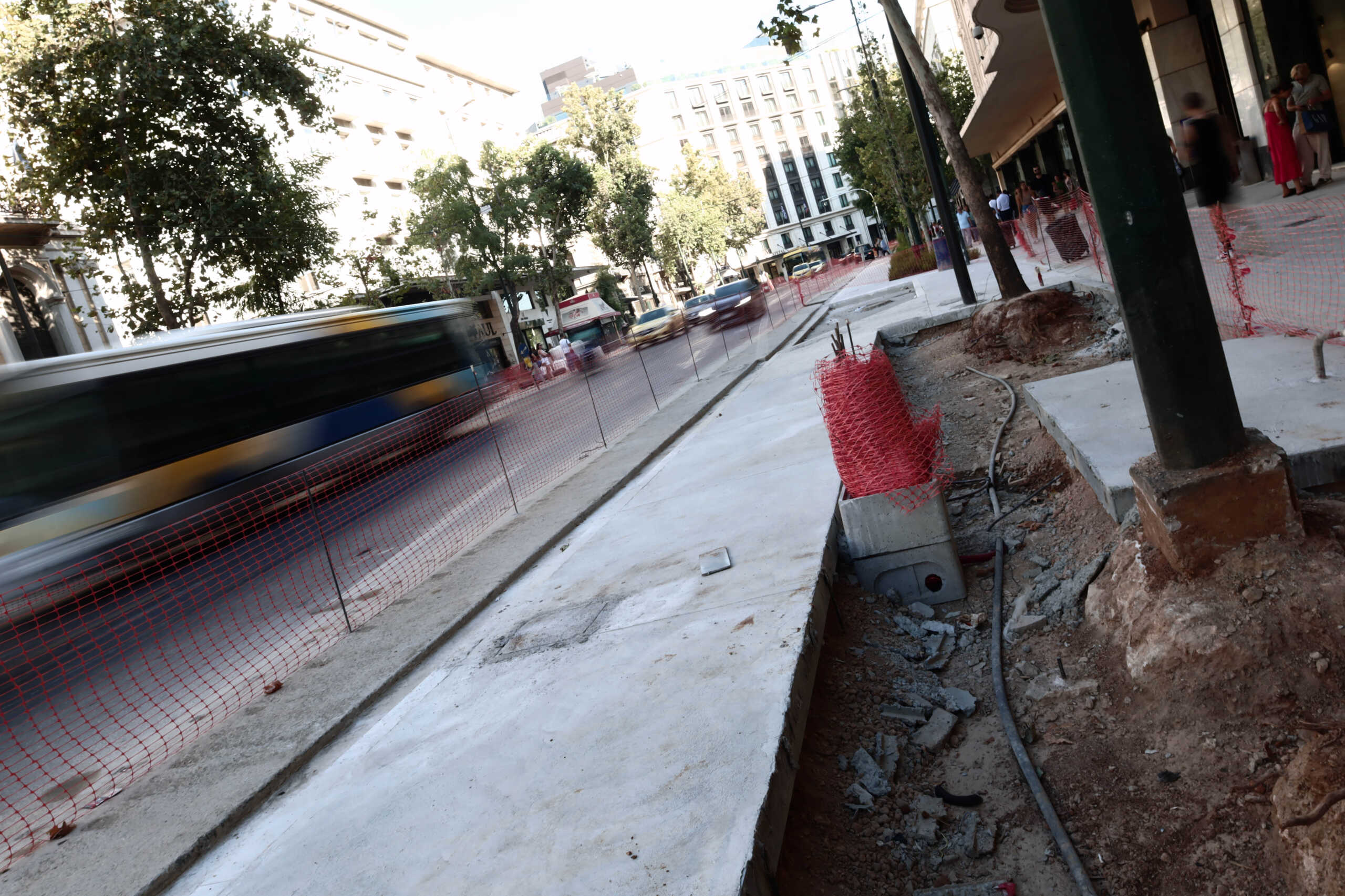 ΕΡΓΑΣΙΕΣ ΑΝΑΠΛΑΣΗΣ ΣΤΟ ΚΕΝΤΡΟ ΤΗΣ ΑΘΗΝΑΣ(ΚΩΣΤΑΣ ΤΖΟΥΜΑΣ