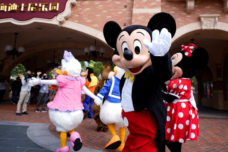 Η Disney γιορτάζει: Mια διαφορετική δημοπρασία για τα 100 χρόνια του διάσημου στούντιο