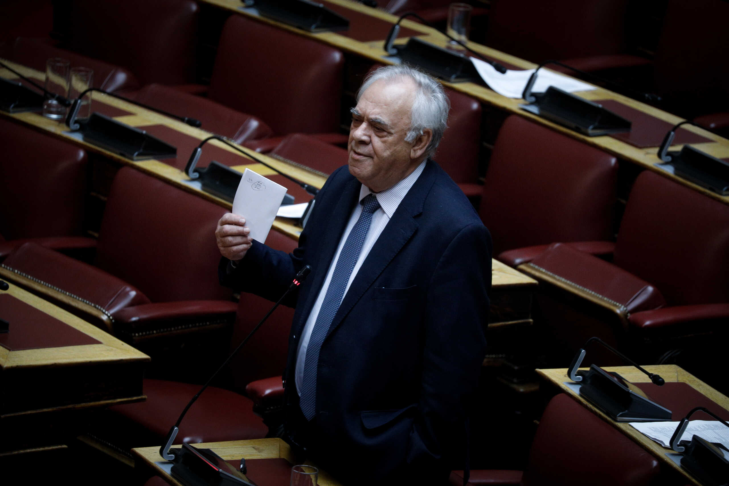 Γιάννης Δραγασάκης: Ο ΣΥΡΙΖΑ «κηρύσσεται σε κατάσταση έκτακτης ανάγκης» – Επιστολή σε Κασελλάκη, υποψηφίους προέδρους και Τσίπρα