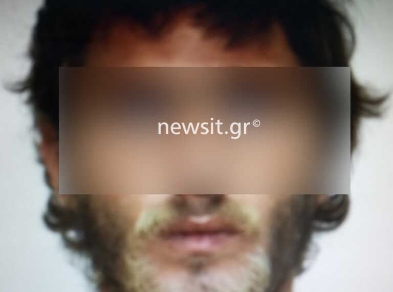 Σοκάρει η μαρτυρία 27χρονης για τον «δράκο» των Εξαρχείων - Αποκαλυπτική φωτογραφία του newsit.gr από τη σύλληψη του το 2022